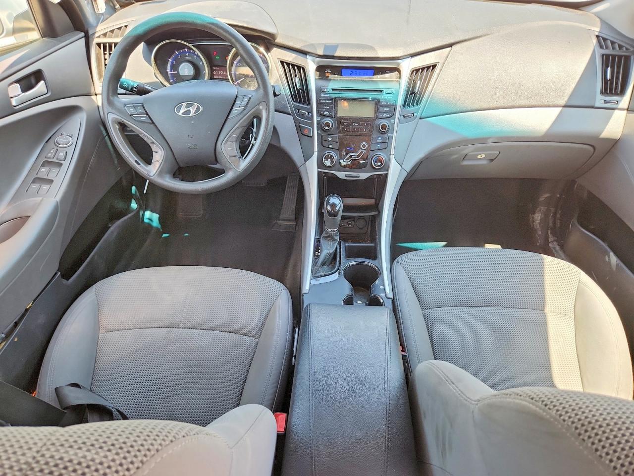 2013 Hyundai Sonata Gls Silver vin: 5NPEB4AC8DH557599