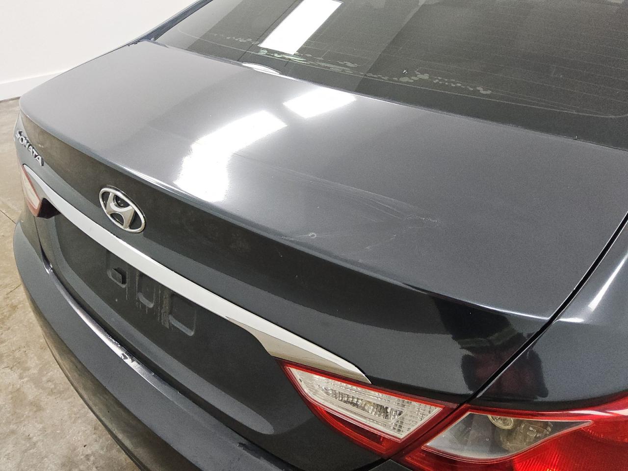 2013 Hyundai Sonata Gls Black vin: 5NPEB4AC8DH629255 Damage: Deck Lid, Chipped, 2