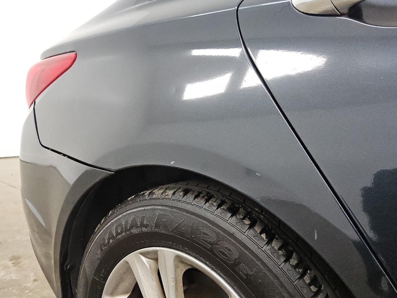 2013 Hyundai Sonata Gls Black vin: 5NPEB4AC8DH629255 Damage: Right Qtr Panel, Heavy Scratch, 1 To 2 Inches
