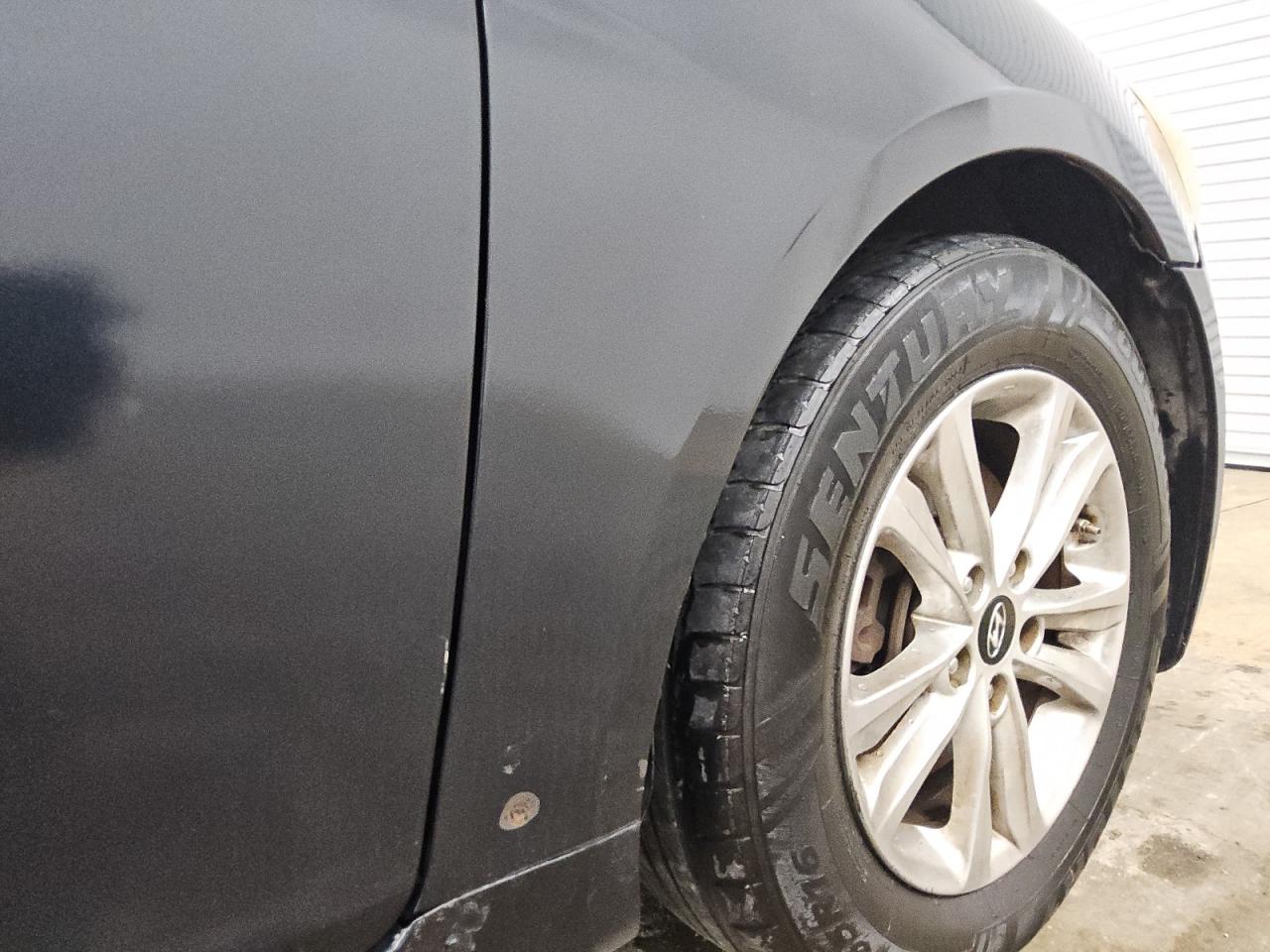 2013 Hyundai Sonata Gls Black vin: 5NPEB4AC8DH629255 Damage: Right Front Fender, Dent(S) W/ Paint Dmg, 1 To 2 Inches