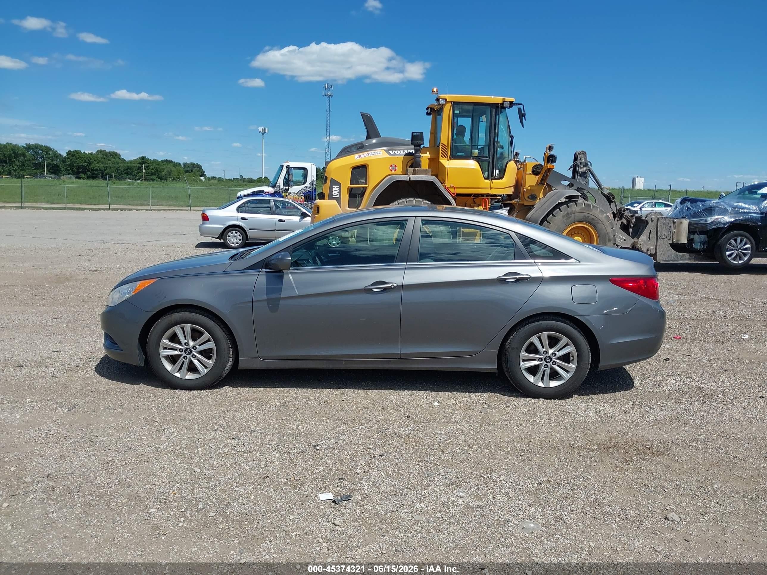 2013 Hyundai Sonata Gls Серый vin: 5NPEB4AC8DH699841