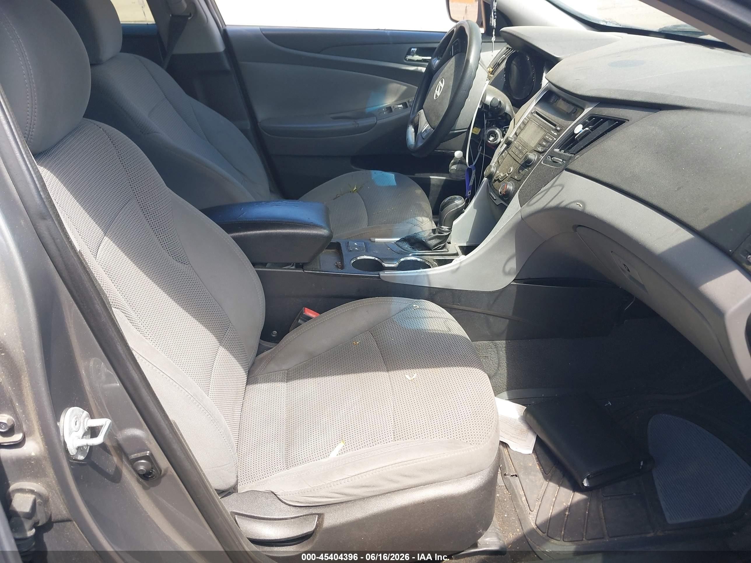 2013 Hyundai Sonata Gls Gray vin: 5NPEB4AC8DH704360