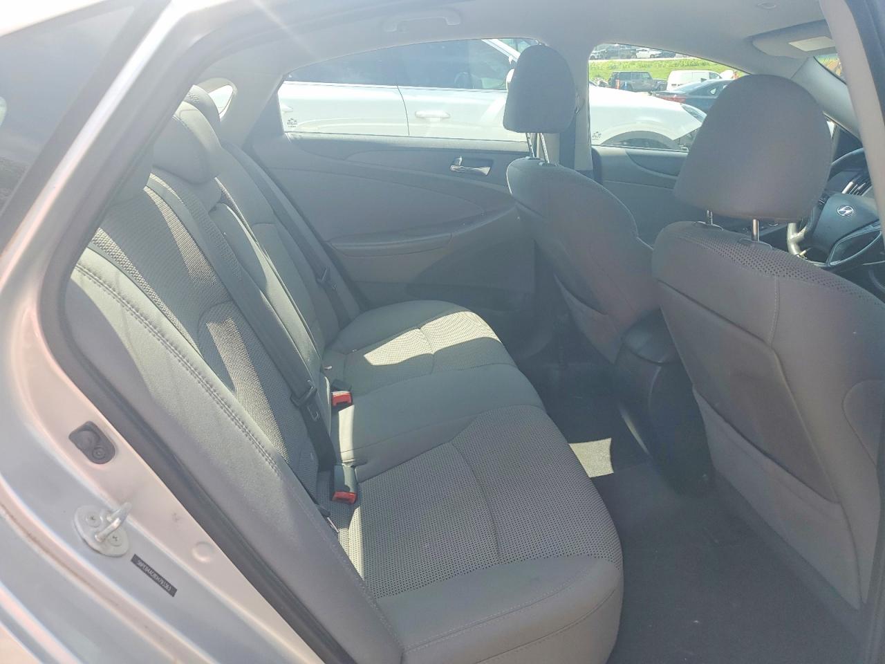 2013 Hyundai Sonata Gls Серебряный vin: 5NPEB4AC8DH793363