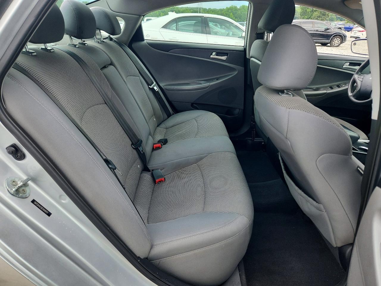 2014 Hyundai Sonata Gls Silver vin: 5NPEB4AC8EH849111