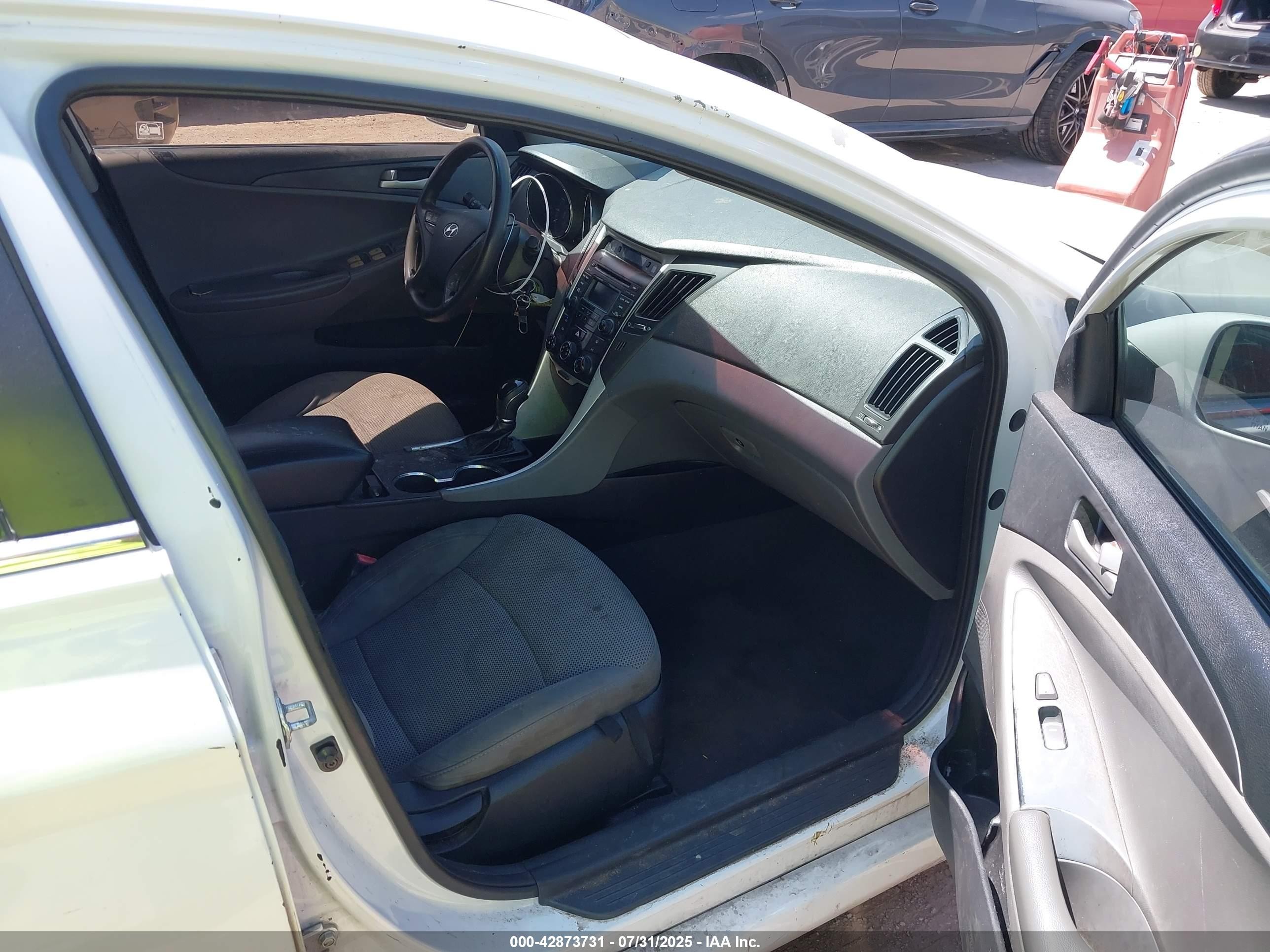 2014 Hyundai Sonata Gls Белый vin: 5NPEB4AC8EH871691