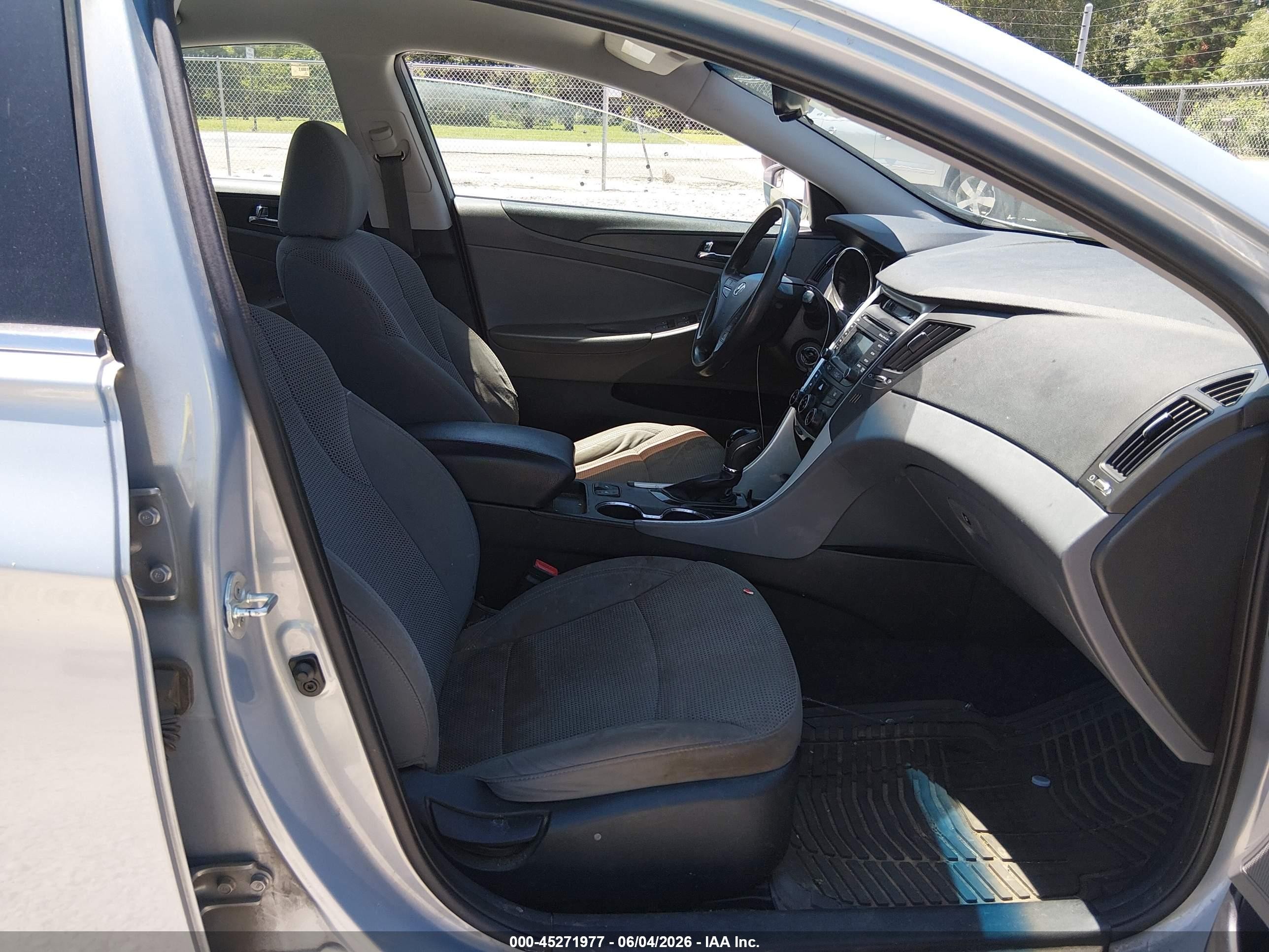 2014 Hyundai Sonata Gls Blue vin: 5NPEB4AC8EH905869