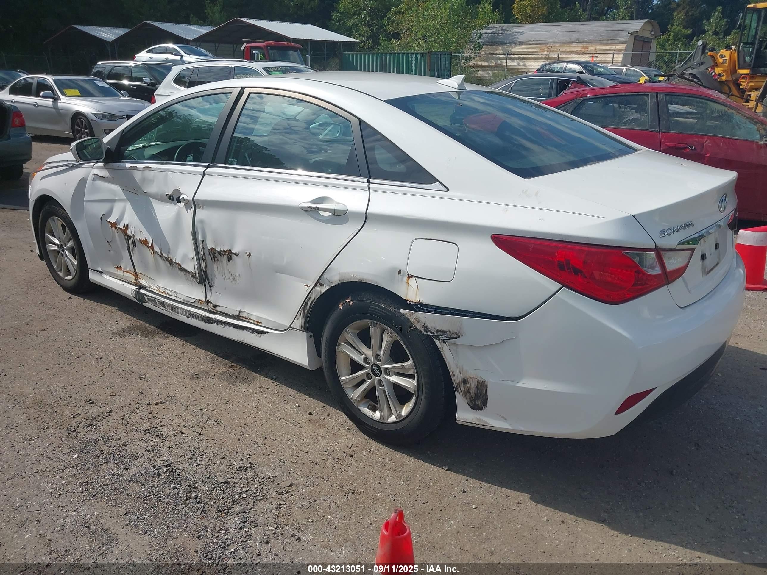 2014 Hyundai Sonata Gls White vin: 5NPEB4AC8EH917861