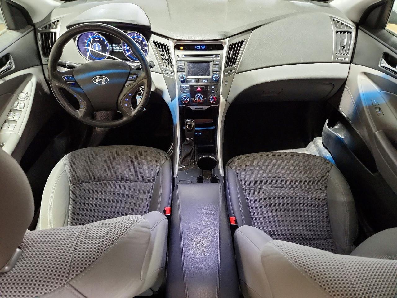 2014 Hyundai Sonata Gls Silver vin: 5NPEB4AC8EH925698