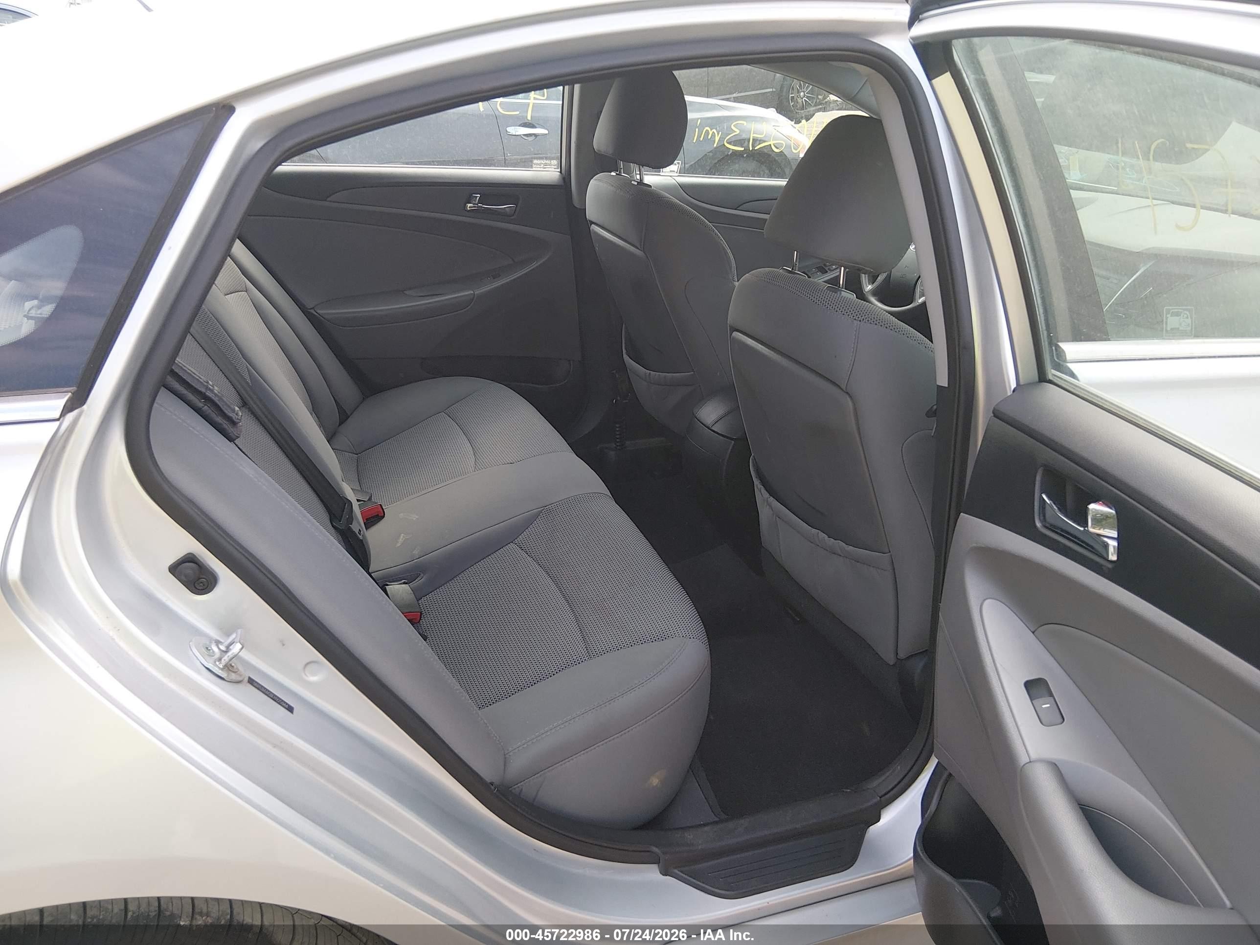 2014 Hyundai Sonata Gls Silver vin: 5NPEB4AC8EH925944