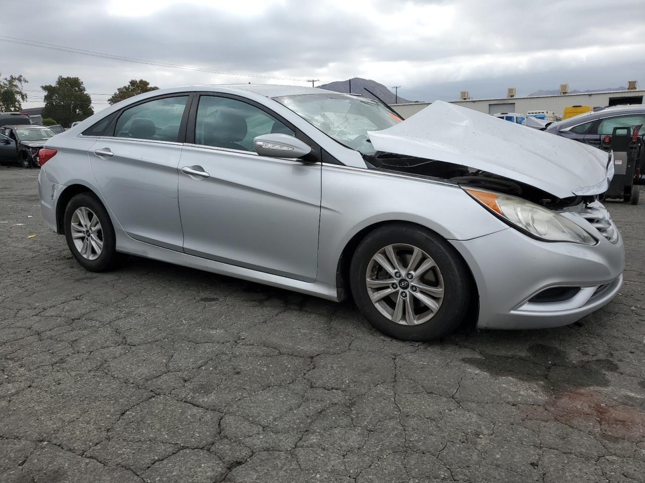 2014 Hyundai Sonata Gls Silver vin: 5NPEB4AC8EH926432