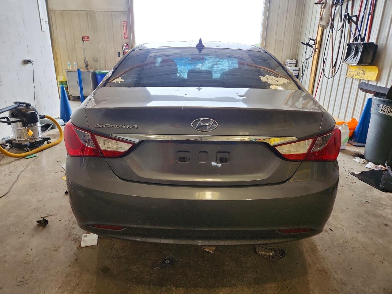 2011 Hyundai Sonata Gls Gray vin: 5NPEB4AC9BH084728