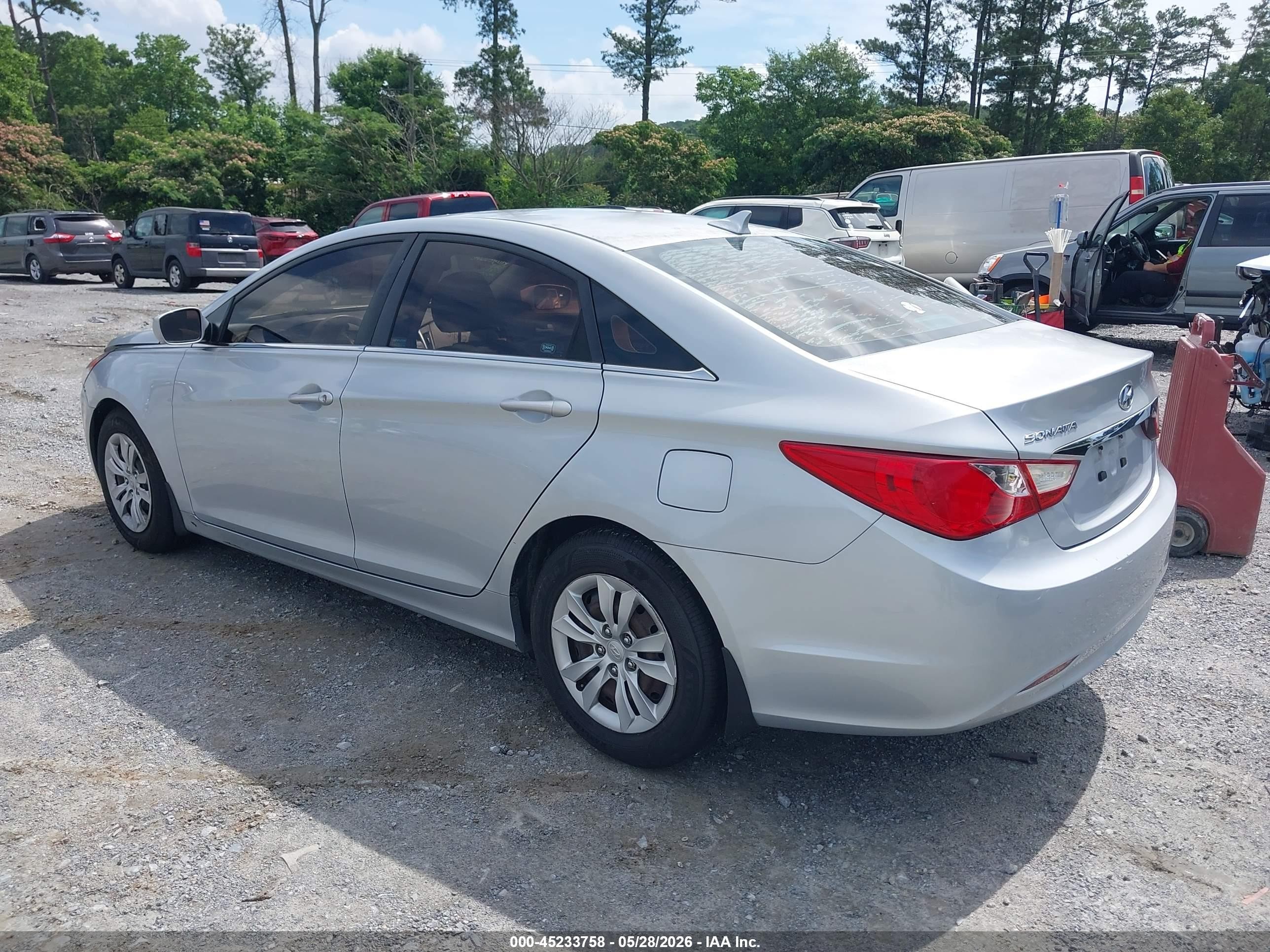 2011 Hyundai Sonata Gls Silver vin: 5NPEB4AC9BH100314