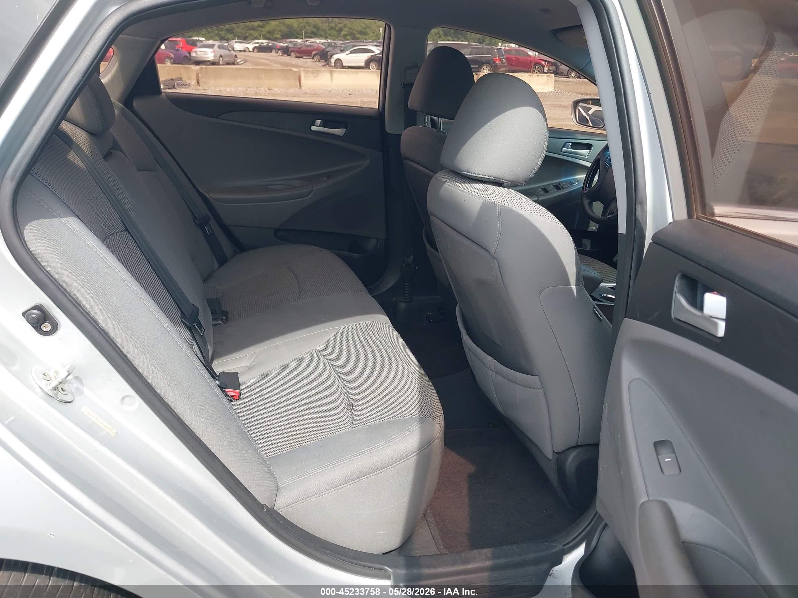 2011 Hyundai Sonata Gls Silver vin: 5NPEB4AC9BH100314