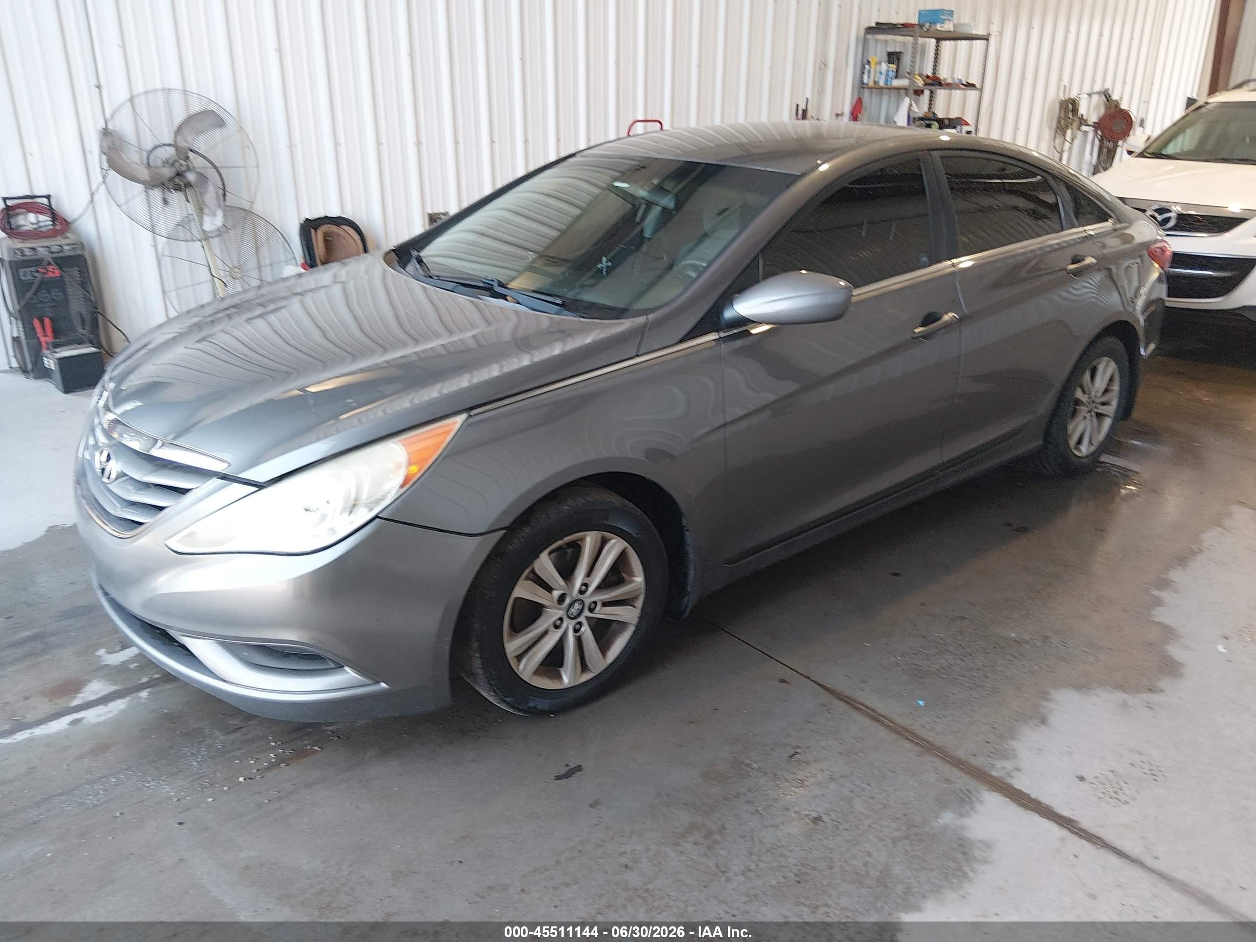 2011 Hyundai Sonata Gls Серый vin: 5NPEB4AC9BH121034