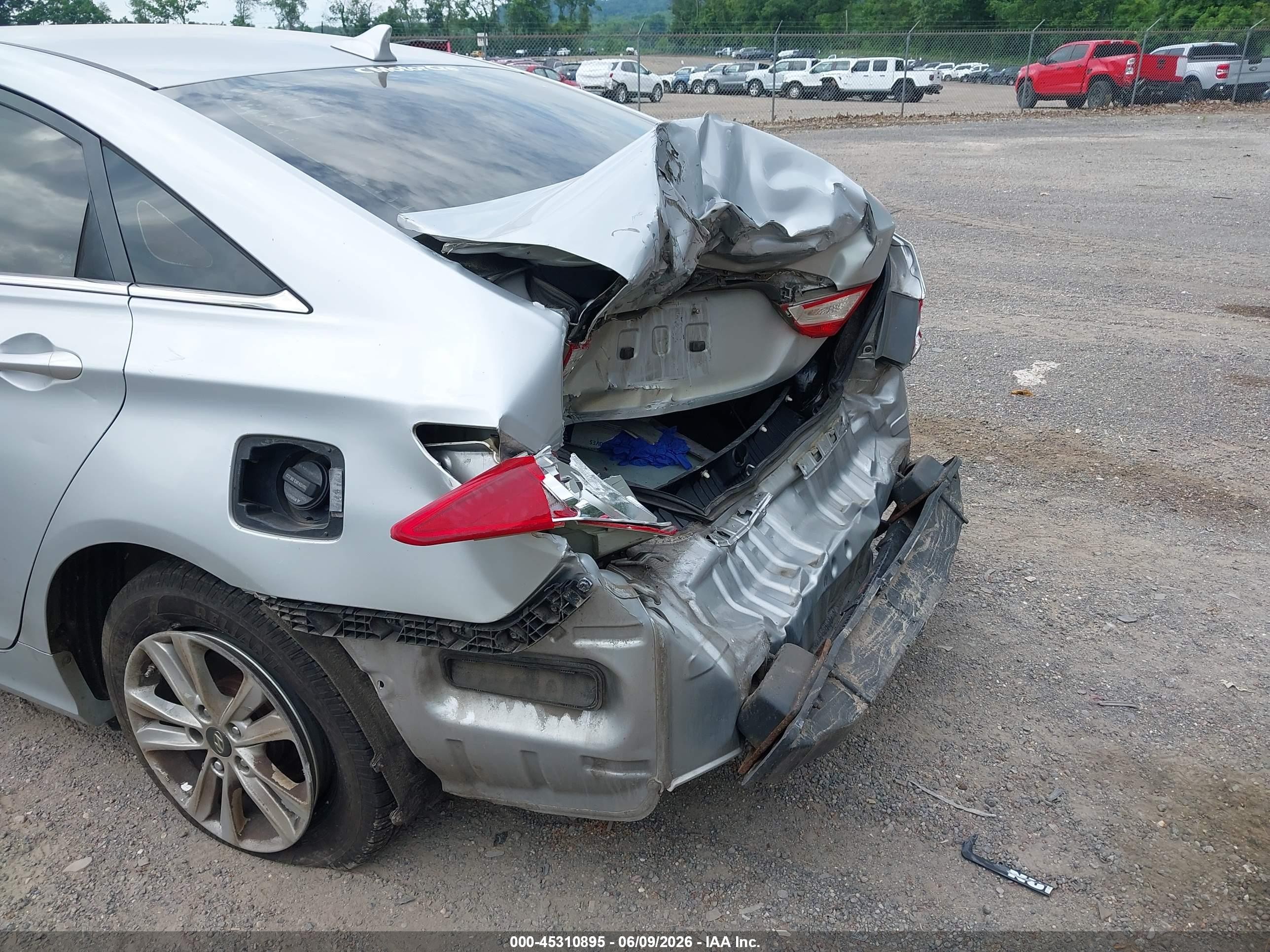 2011 Hyundai Sonata Gls Серебряный vin: 5NPEB4AC9BH198261