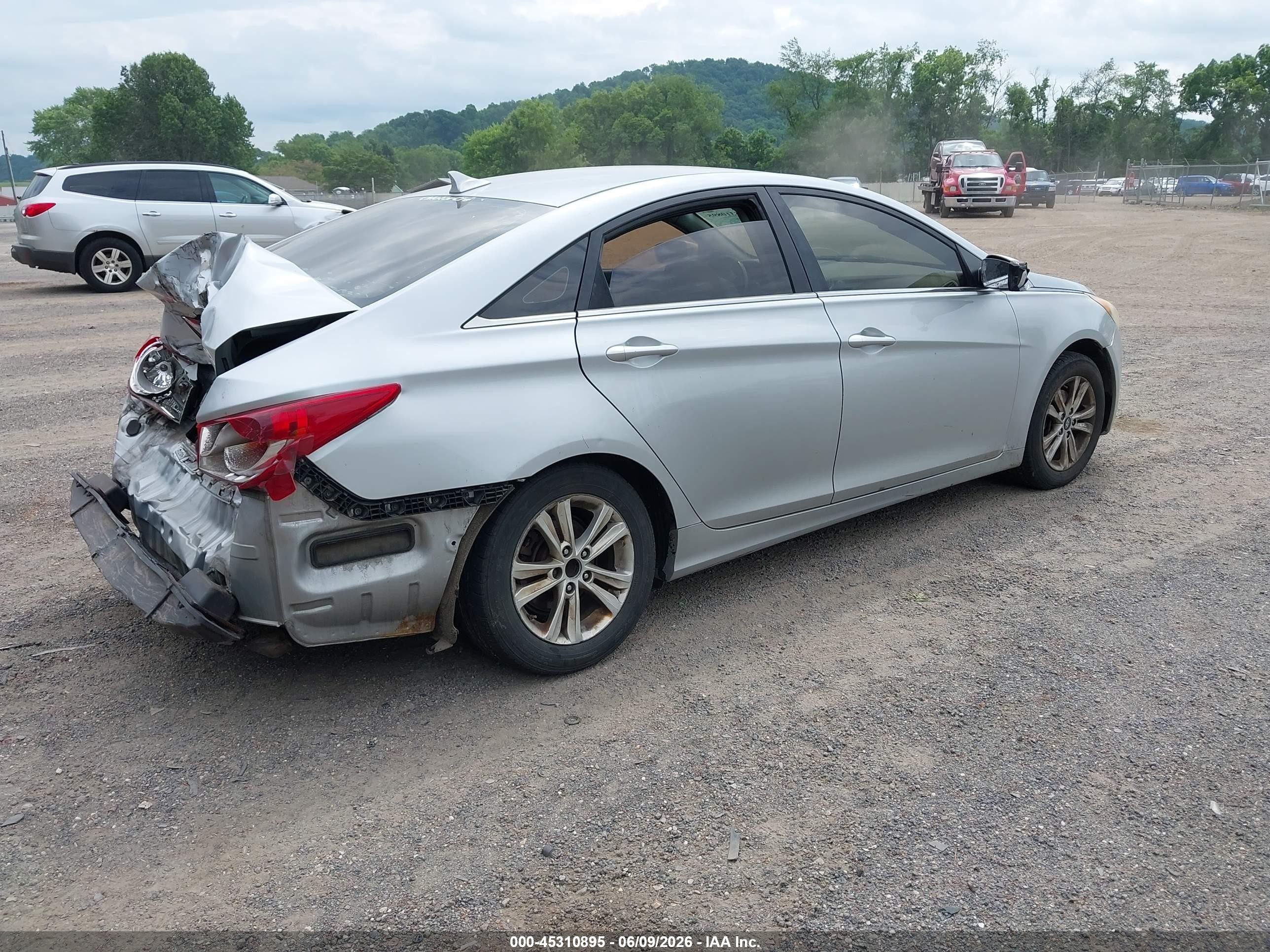 2011 Hyundai Sonata Gls Серебряный vin: 5NPEB4AC9BH198261
