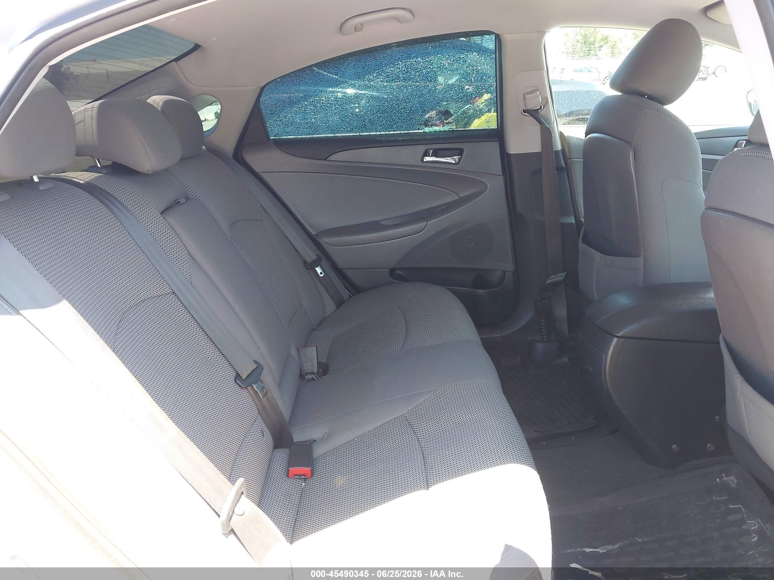 2011 Hyundai Sonata Gls Silver vin: 5NPEB4AC9BH203006