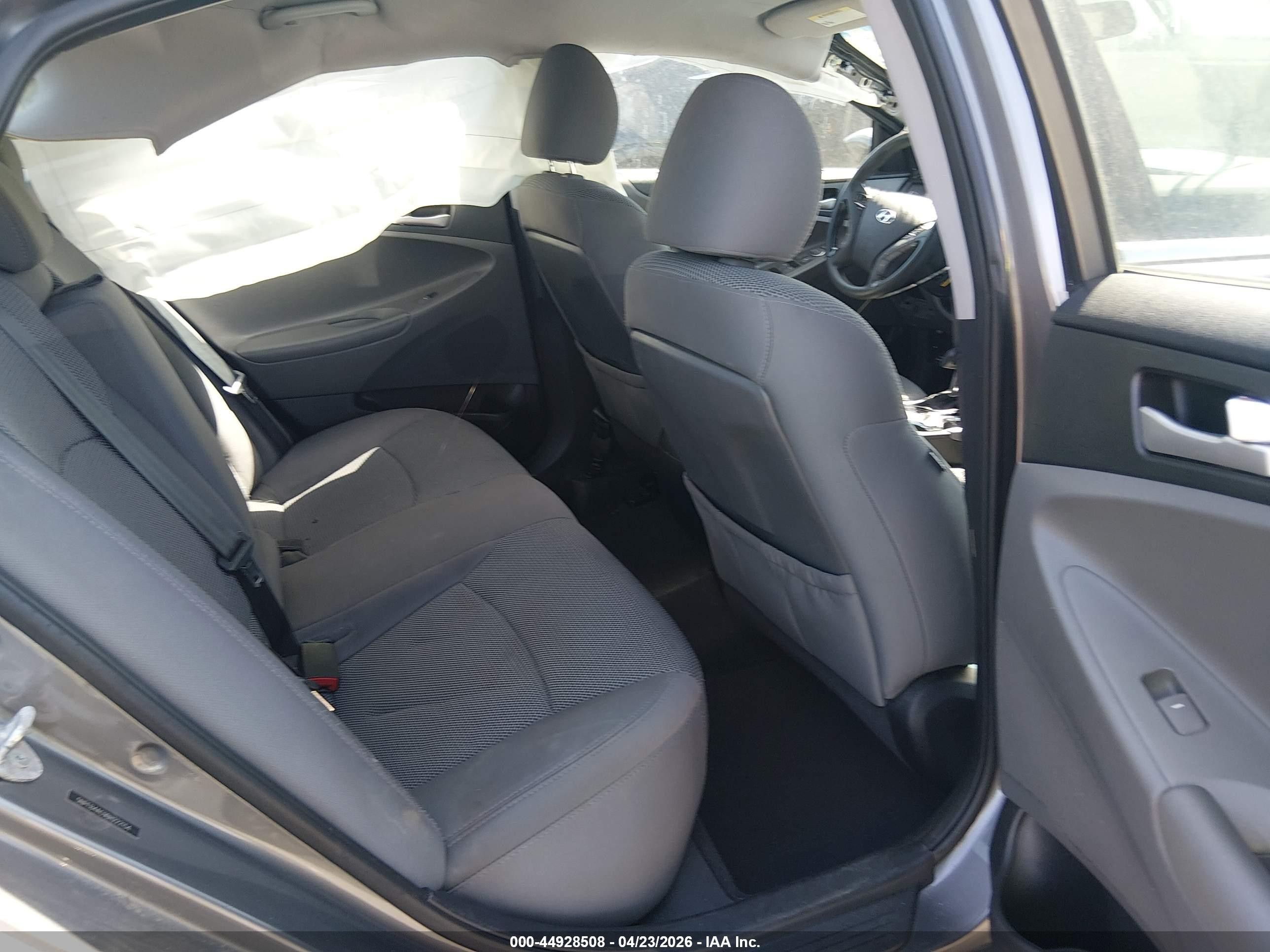2011 Hyundai Sonata Gls Серый vin: 5NPEB4AC9BH222154