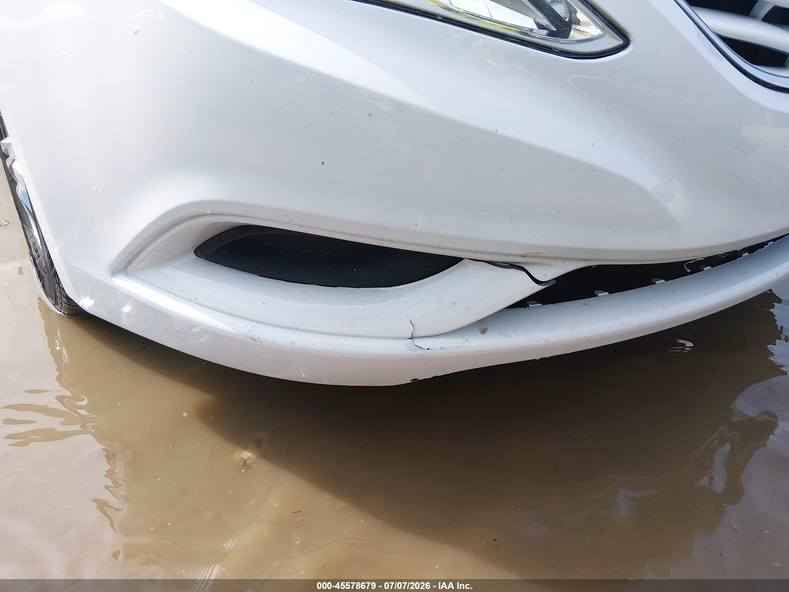 2011 Hyundai Sonata Gls White vin: 5NPEB4AC9BH240380