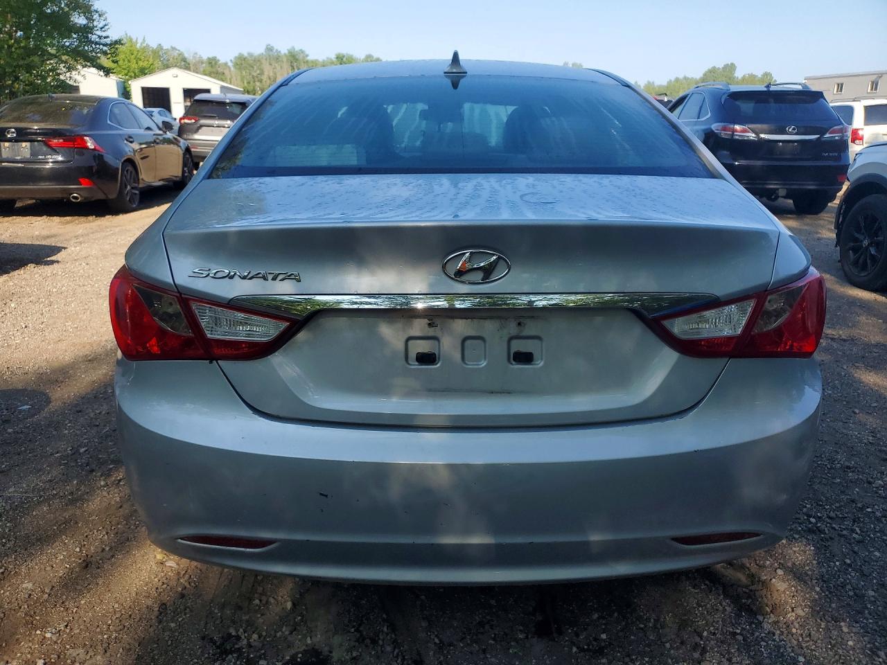 2012 Hyundai Sonata Gls Silver vin: 5NPEB4AC9CH309800