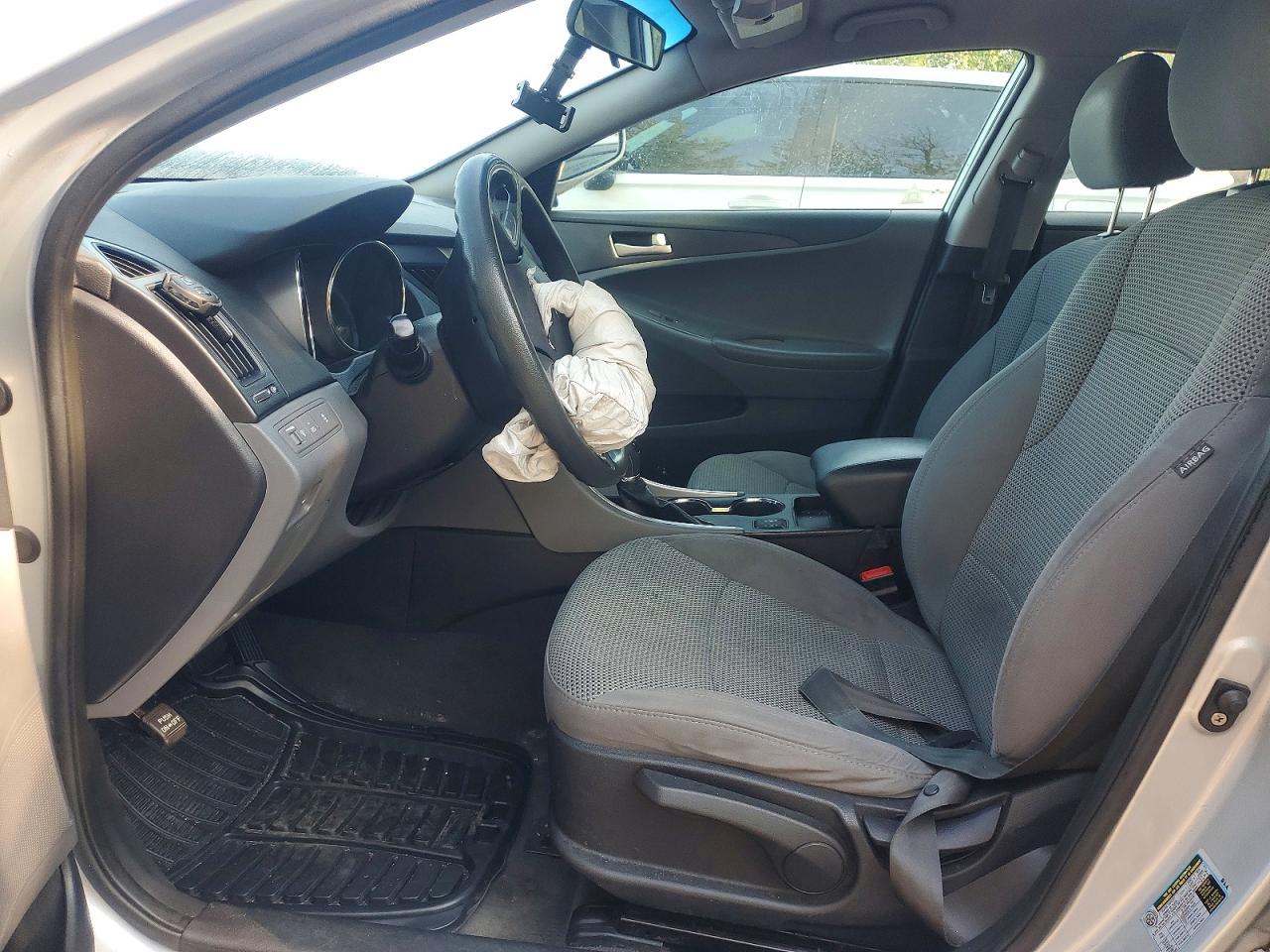 2012 Hyundai Sonata Gls Silver vin: 5NPEB4AC9CH309800