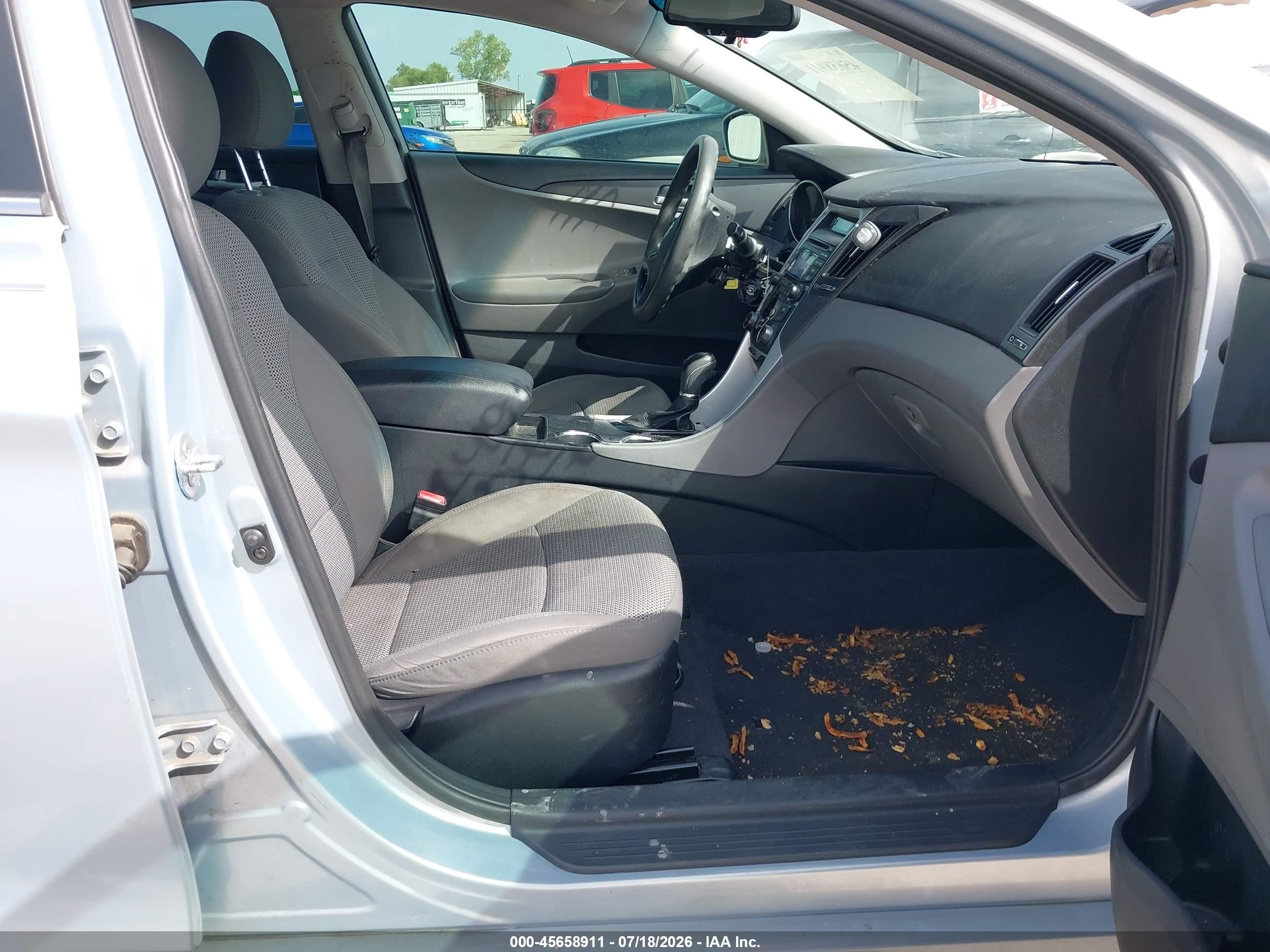 2012 Hyundai Sonata Gls Silver vin: 5NPEB4AC9CH407659