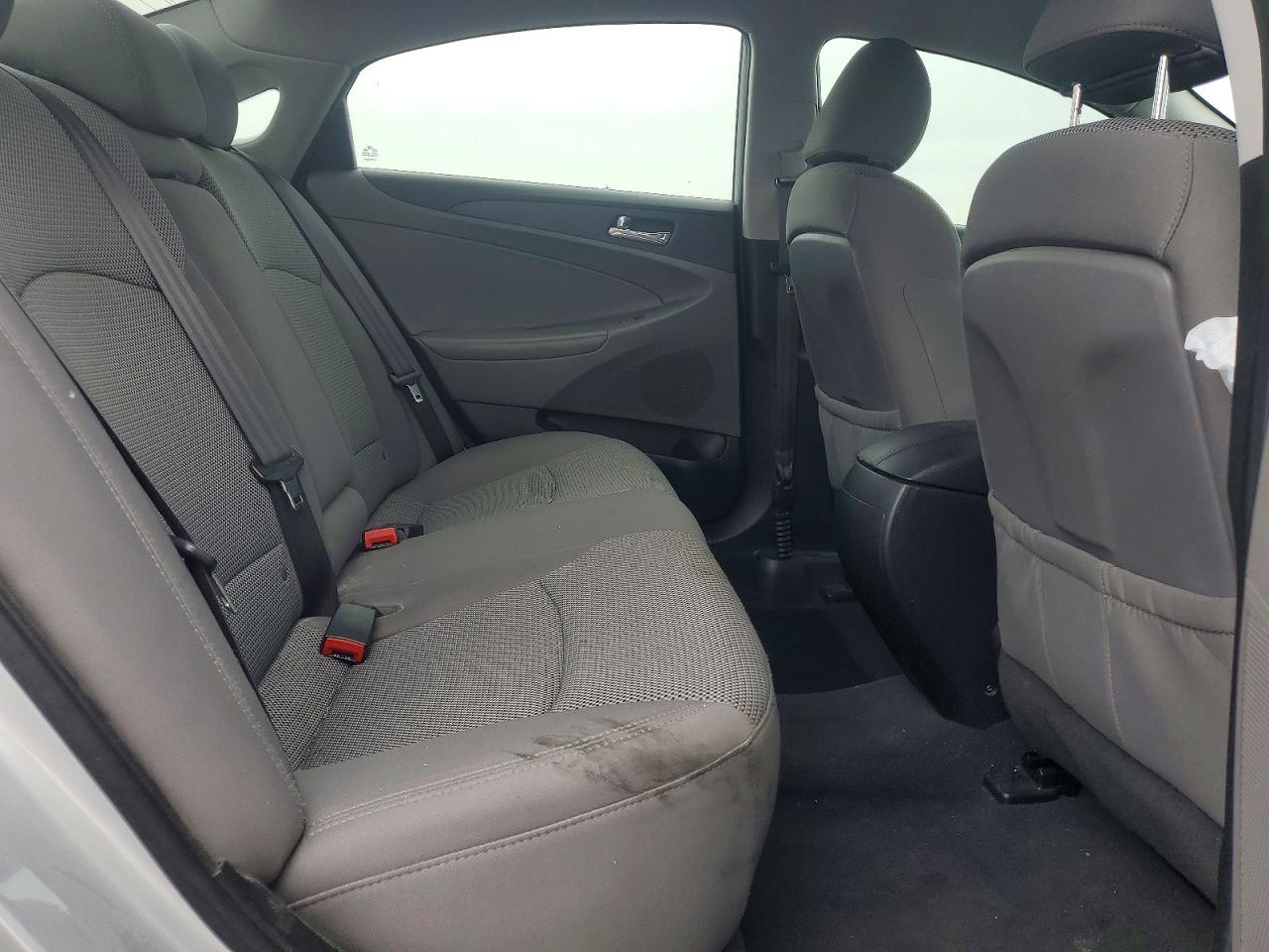 2012 Hyundai Sonata Gls Серебряный vin: 5NPEB4AC9CH457574