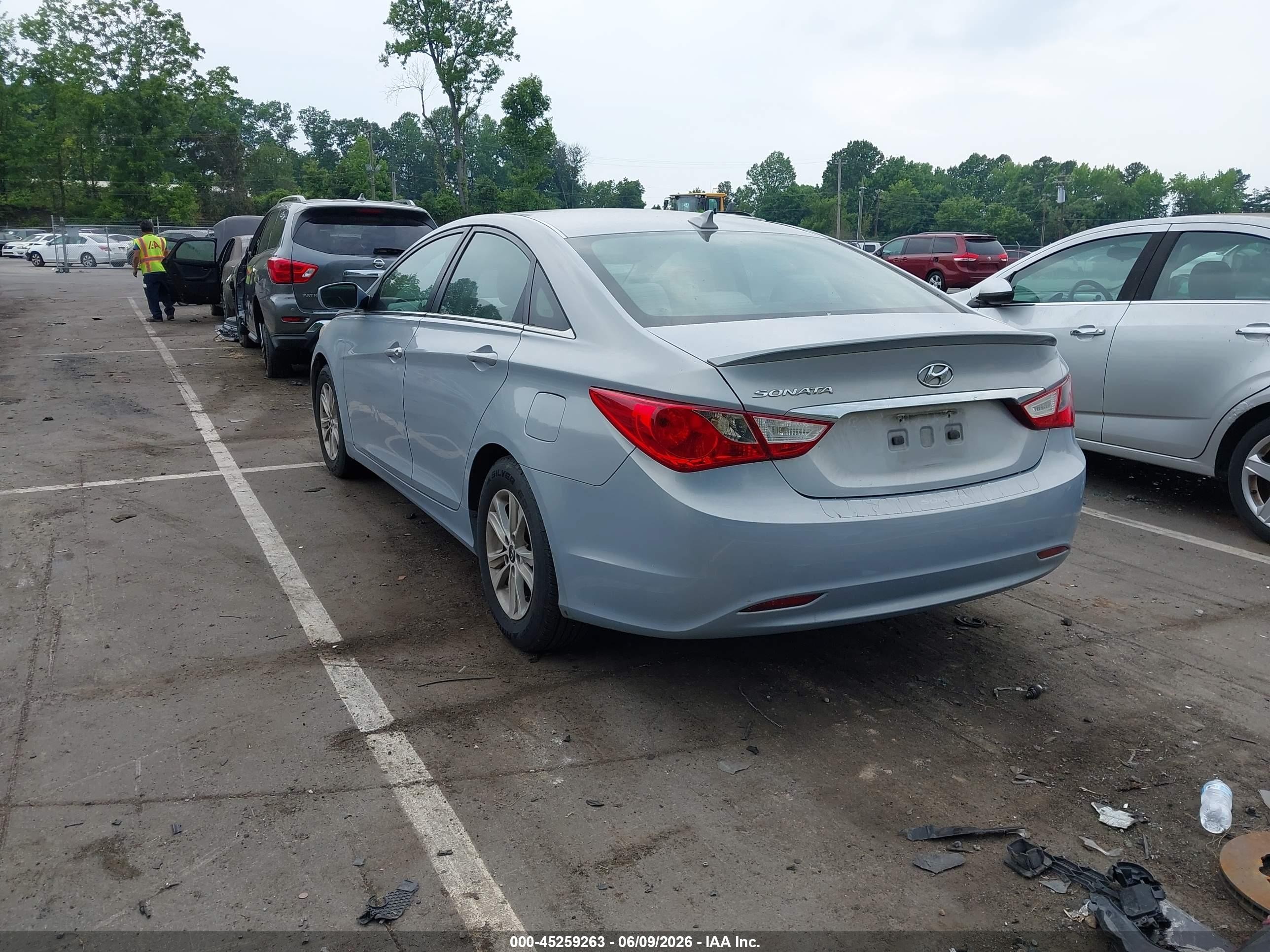 2013 Hyundai Sonata Gls Light Blue vin: 5NPEB4AC9DH630656