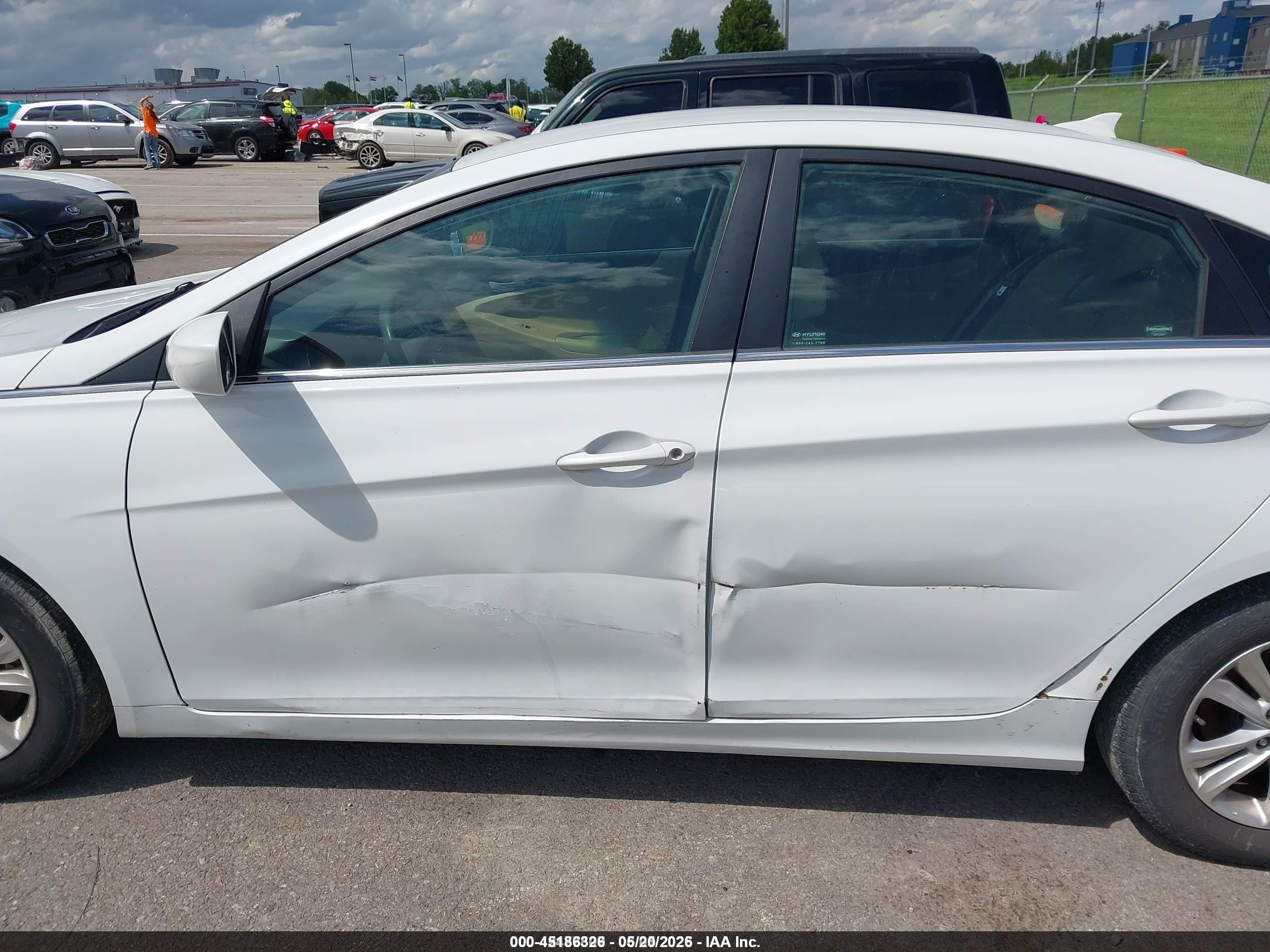 2013 Hyundai Sonata Gls White vin: 5NPEB4AC9DH668002