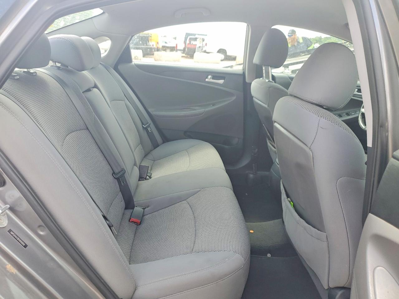 2013 Hyundai Sonata Gls Silver vin: 5NPEB4AC9DH690856