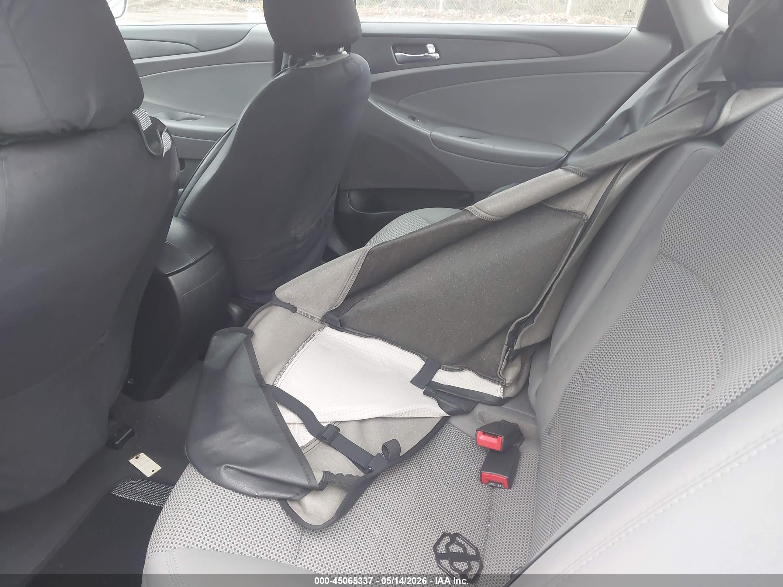 2013 Hyundai Sonata Gls Silver vin: 5NPEB4AC9DH763532