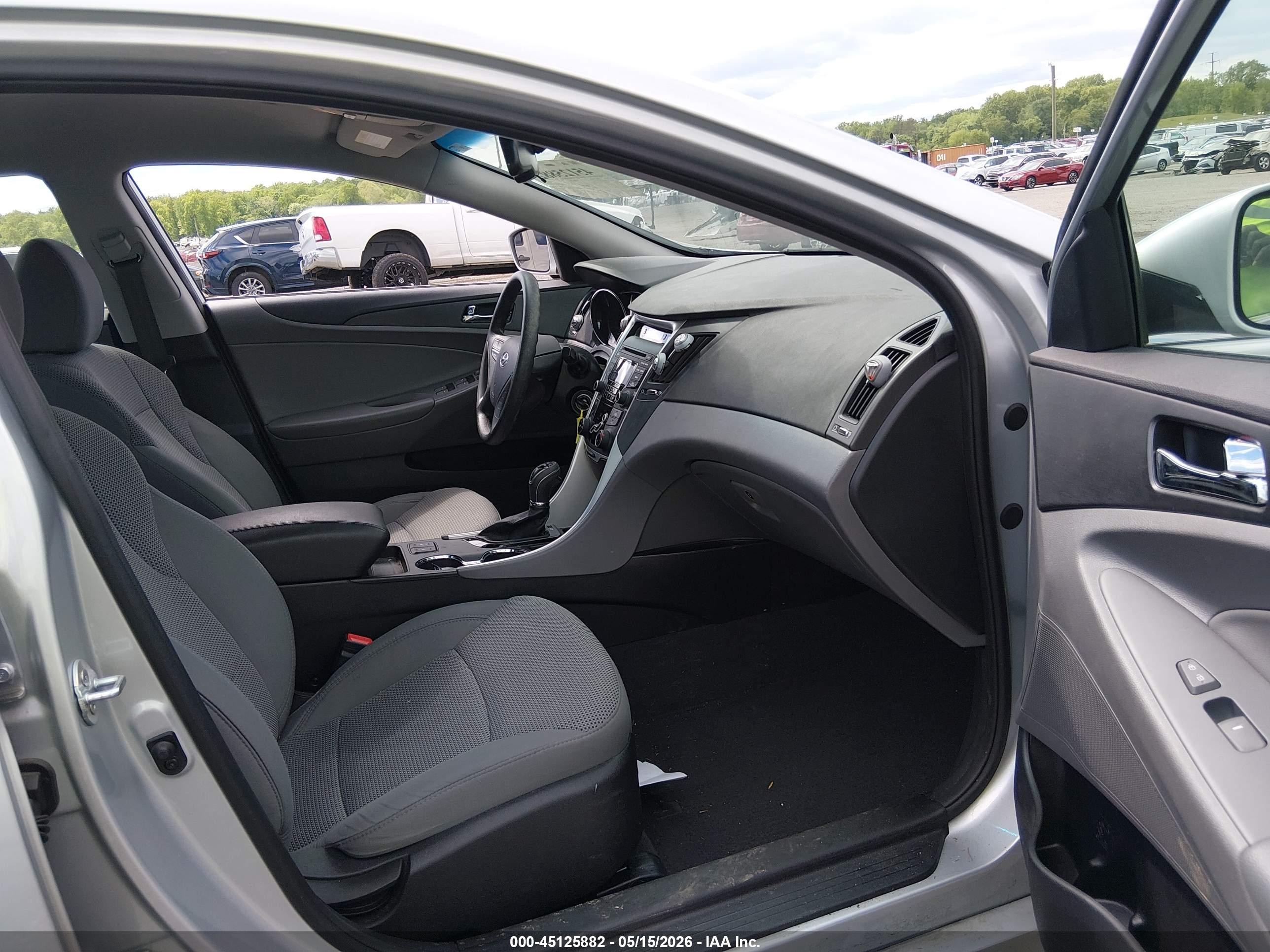 2013 Hyundai Sonata Gls Silver vin: 5NPEB4AC9DH765846