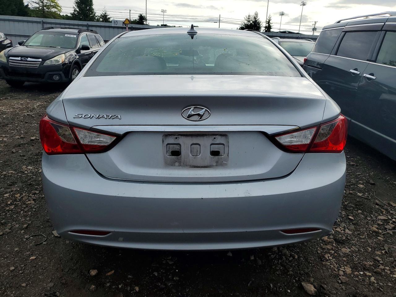 2013 Hyundai Sonata Gls Silver vin: 5NPEB4AC9DH785854