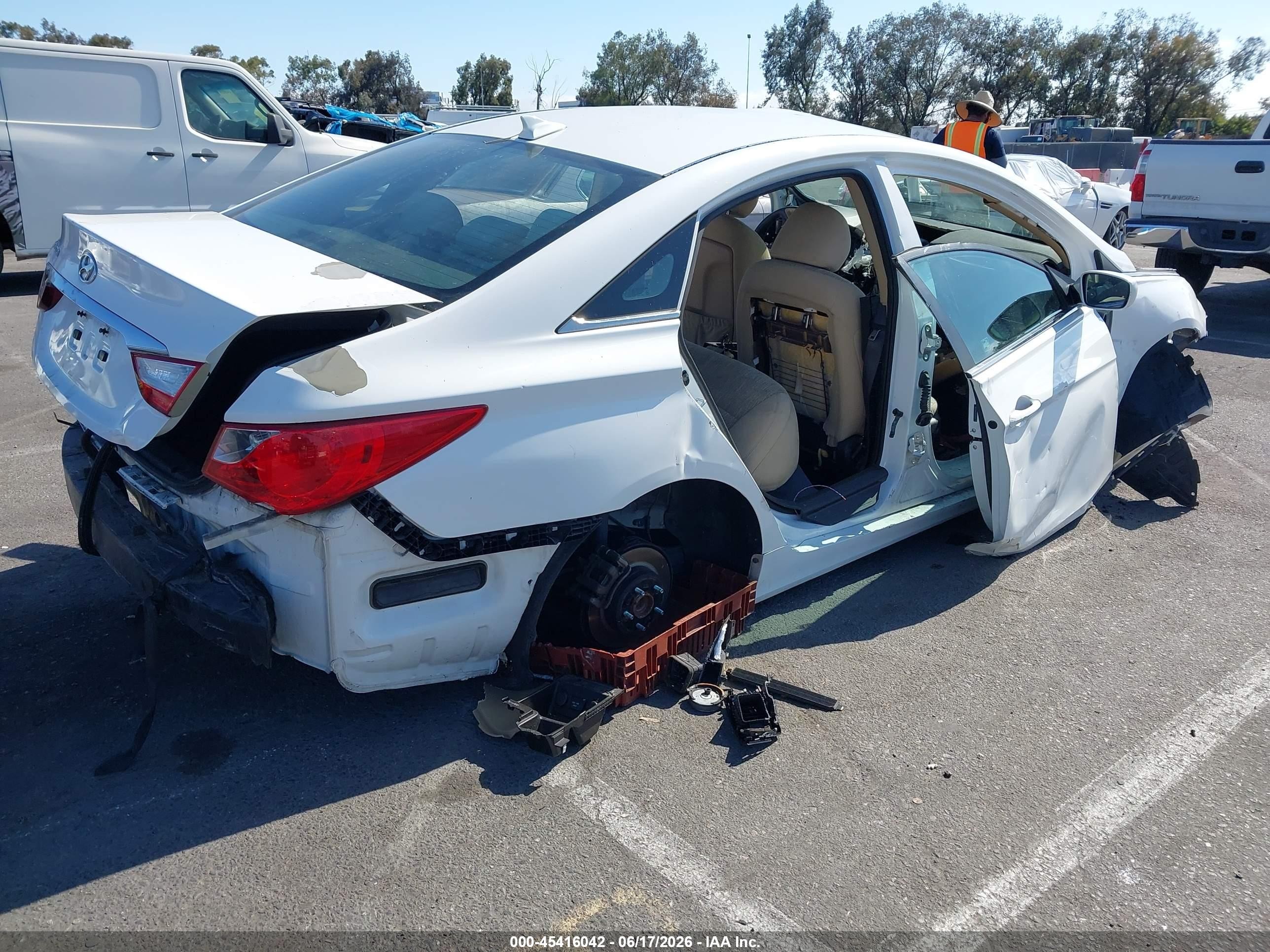 2013 Hyundai Sonata Gls Белый vin: 5NPEB4AC9DH787412
