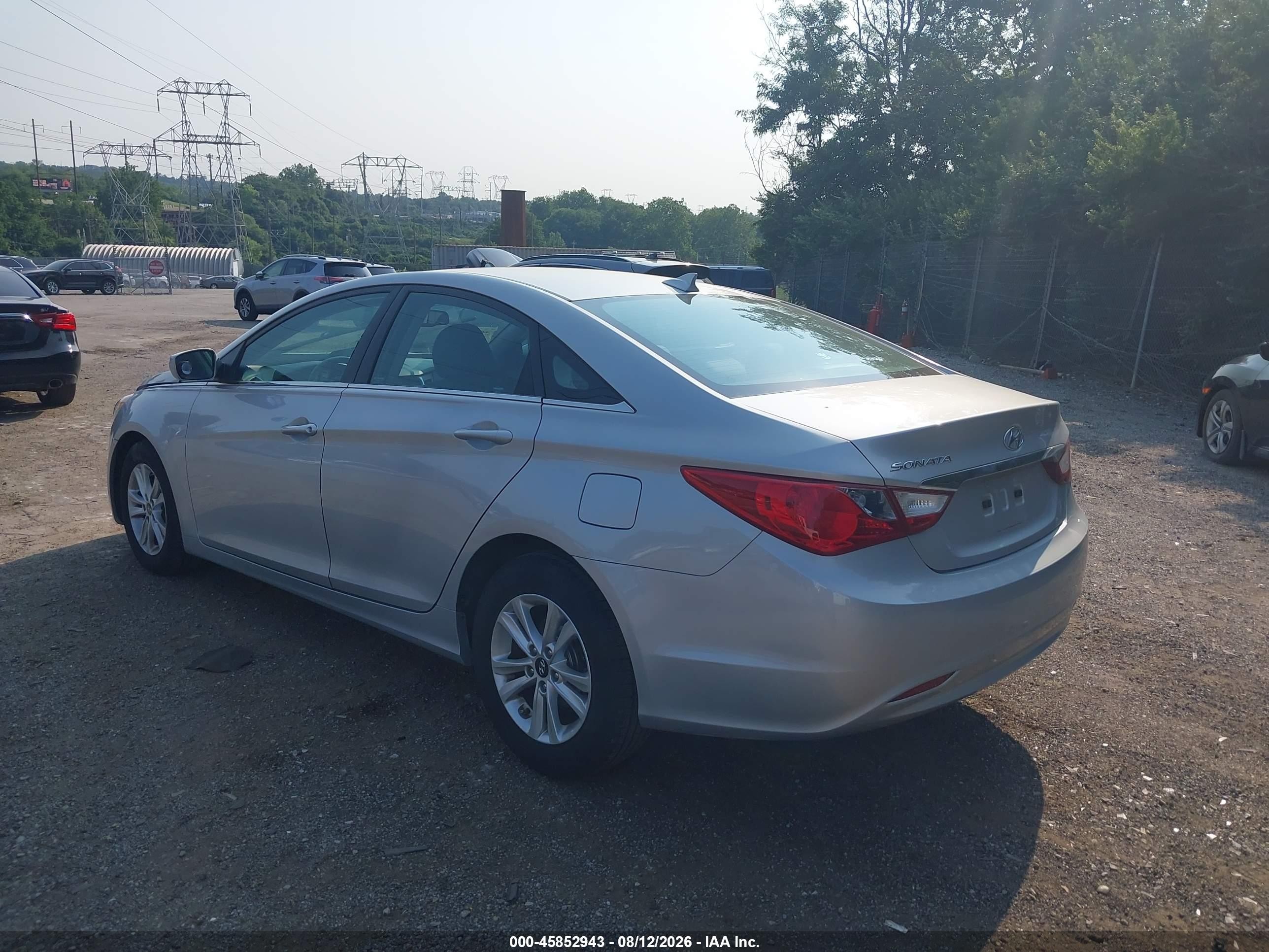 2013 Hyundai Sonata Gls Серебряный vin: 5NPEB4AC9DH788415