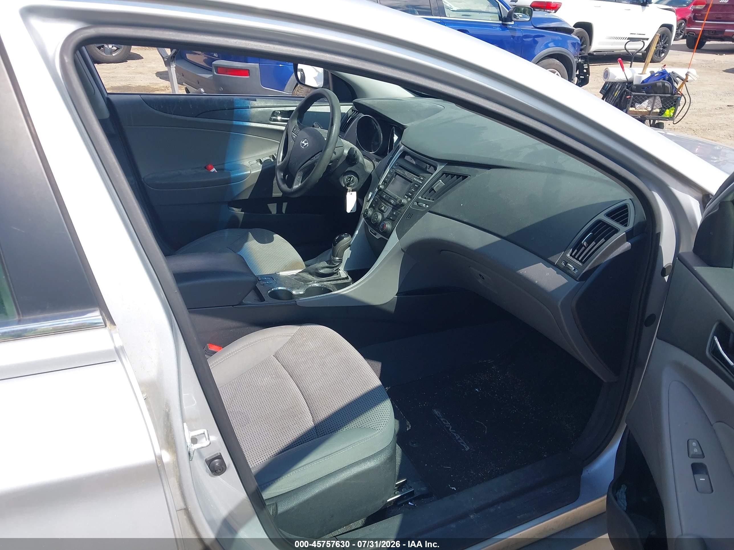 2014 Hyundai Sonata Gls Silver vin: 5NPEB4AC9EH842443