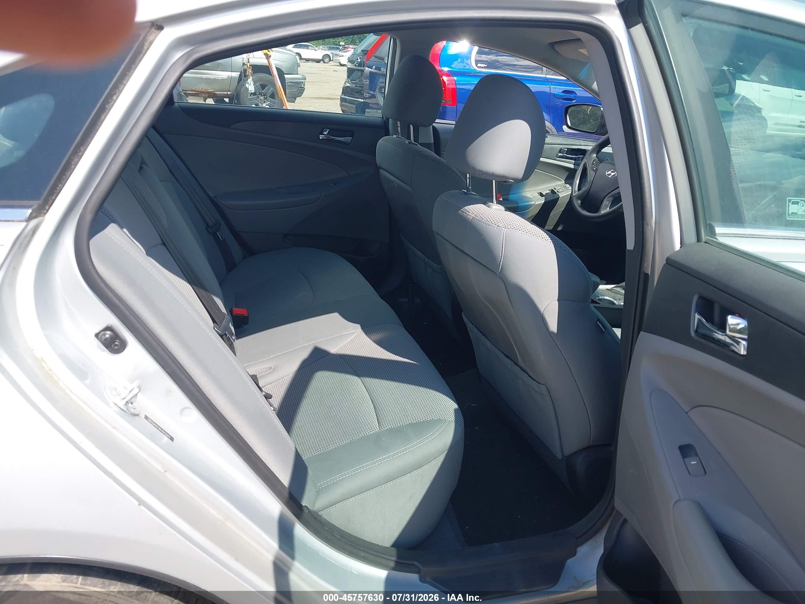 2014 Hyundai Sonata Gls Silver vin: 5NPEB4AC9EH842443