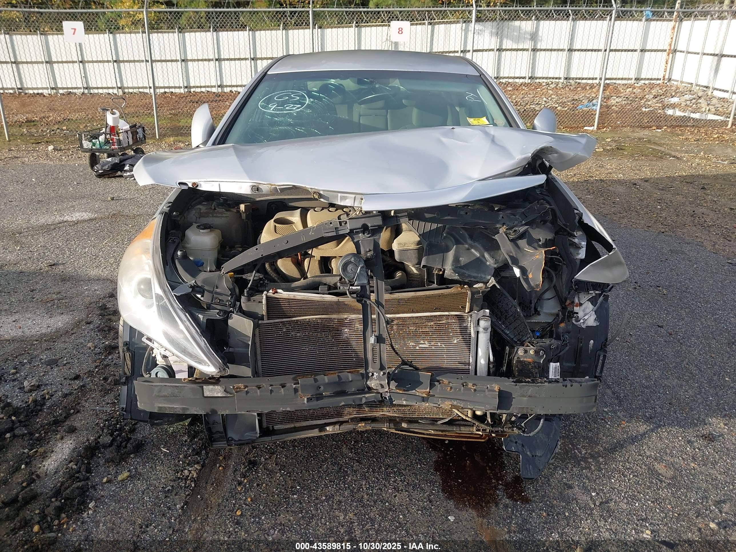 2014 Hyundai Sonata Gls Silver vin: 5NPEB4AC9EH860747