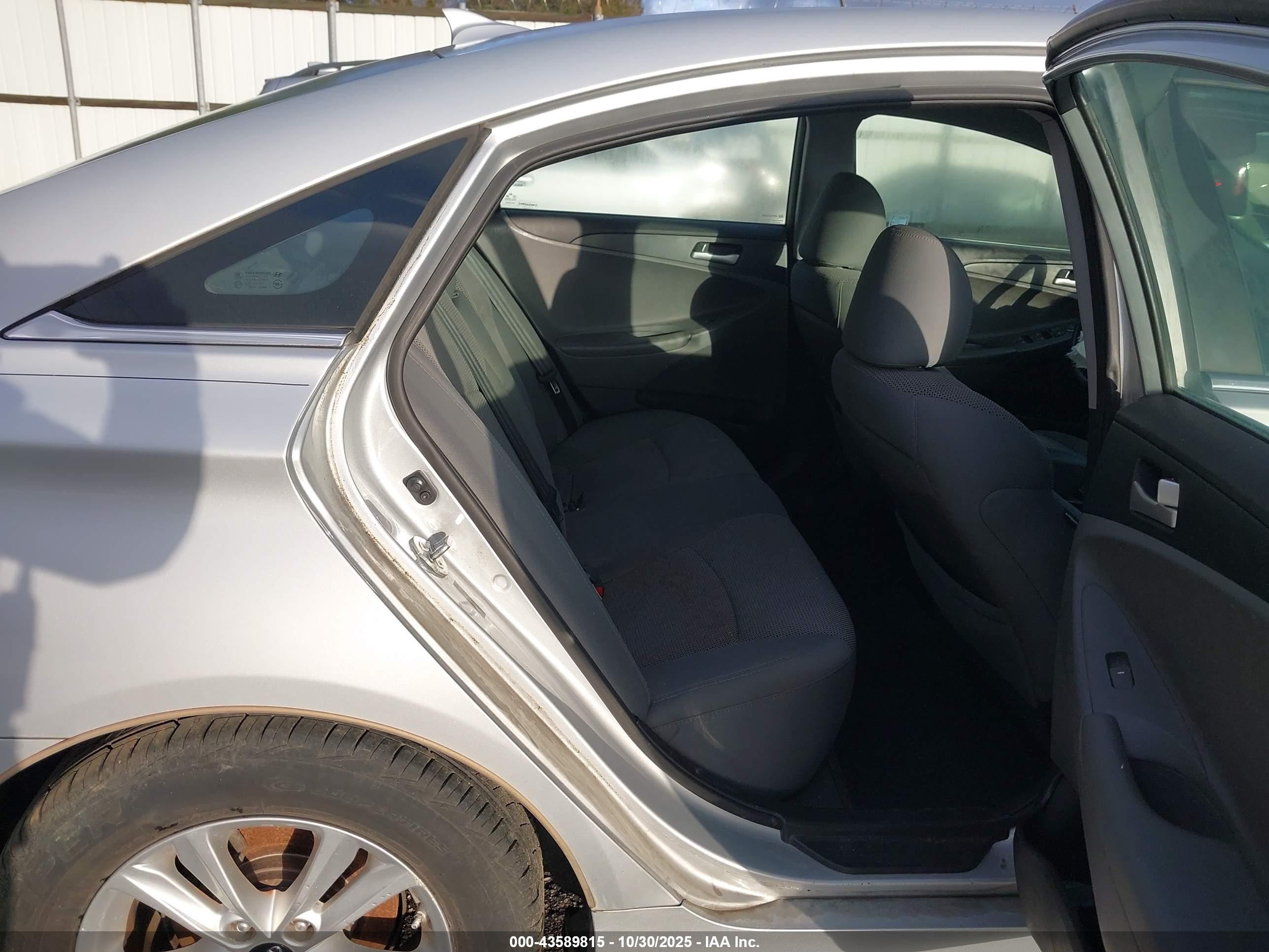 2014 Hyundai Sonata Gls Silver vin: 5NPEB4AC9EH860747