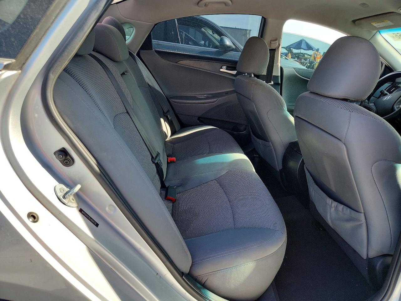 2014 Hyundai Sonata Gls Silver vin: 5NPEB4AC9EH860778