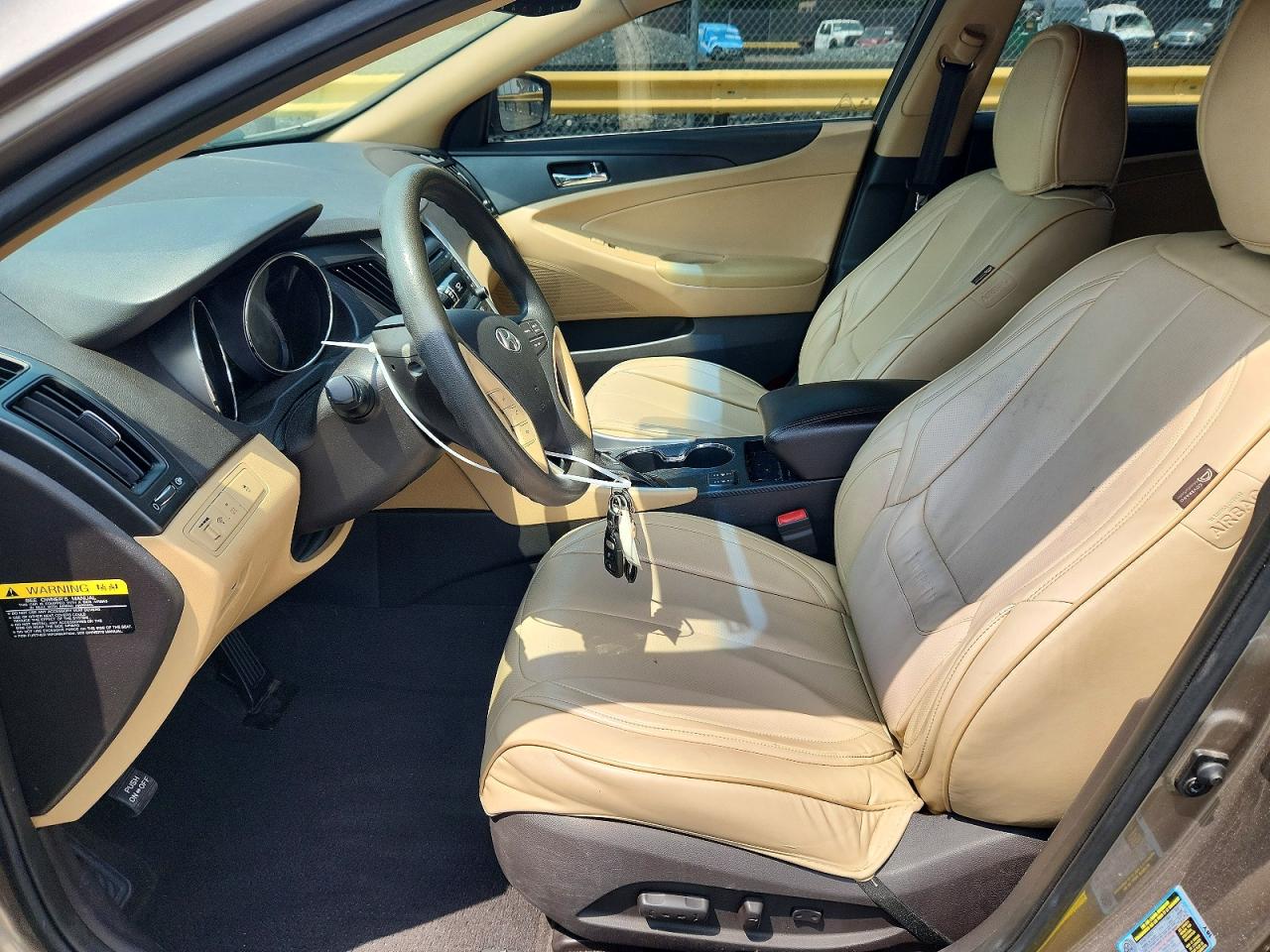 2014 Hyundai Sonata Gls Brown vin: 5NPEB4AC9EH877127