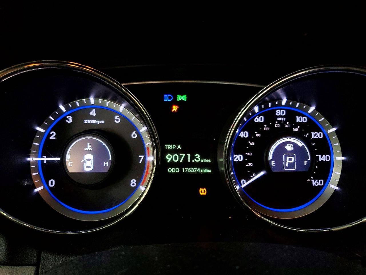 2011 Hyundai Sonata Gls Серебряный vin: 5NPEB4ACXBH014526