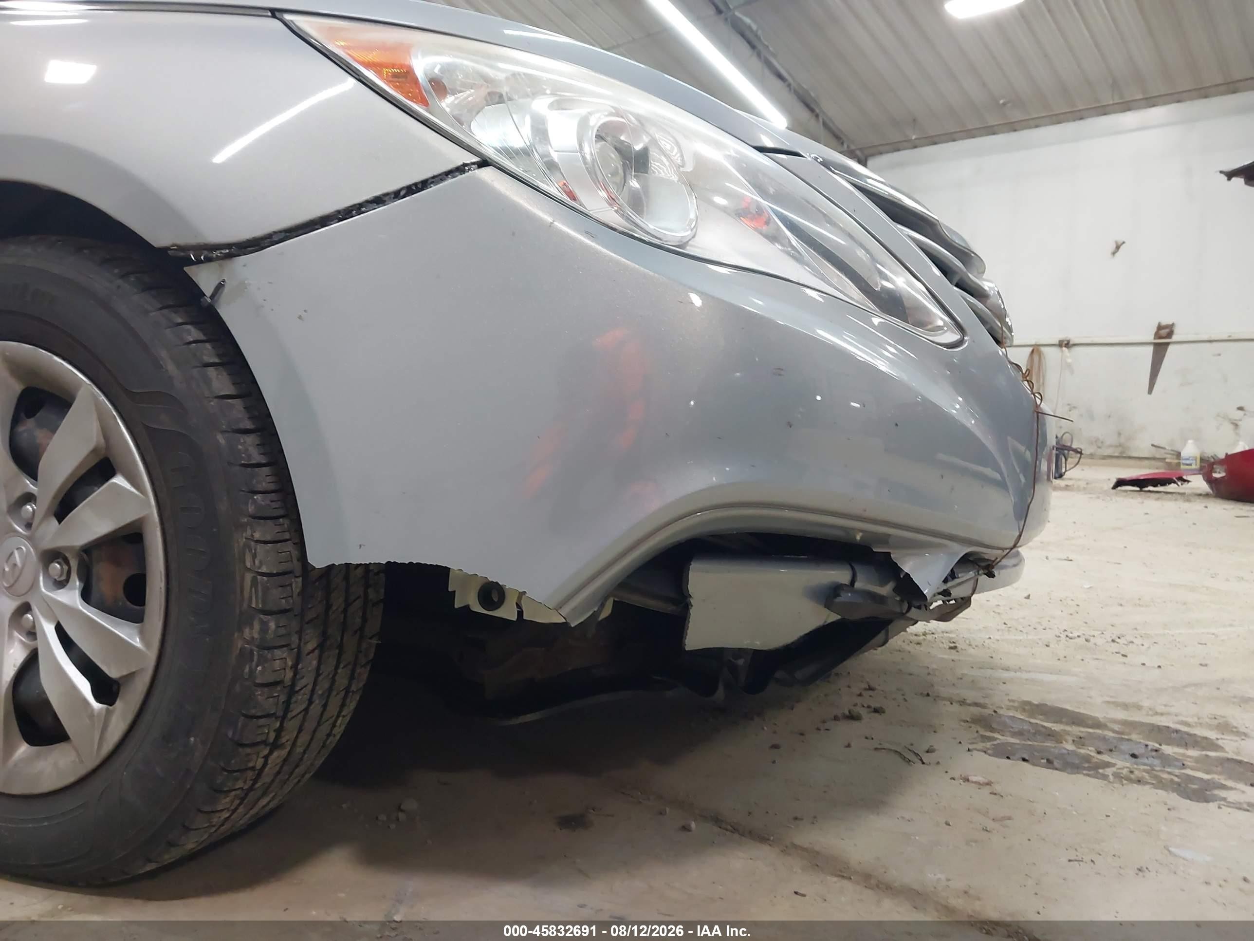 2011 Hyundai Sonata Gls Silver vin: 5NPEB4ACXBH030371