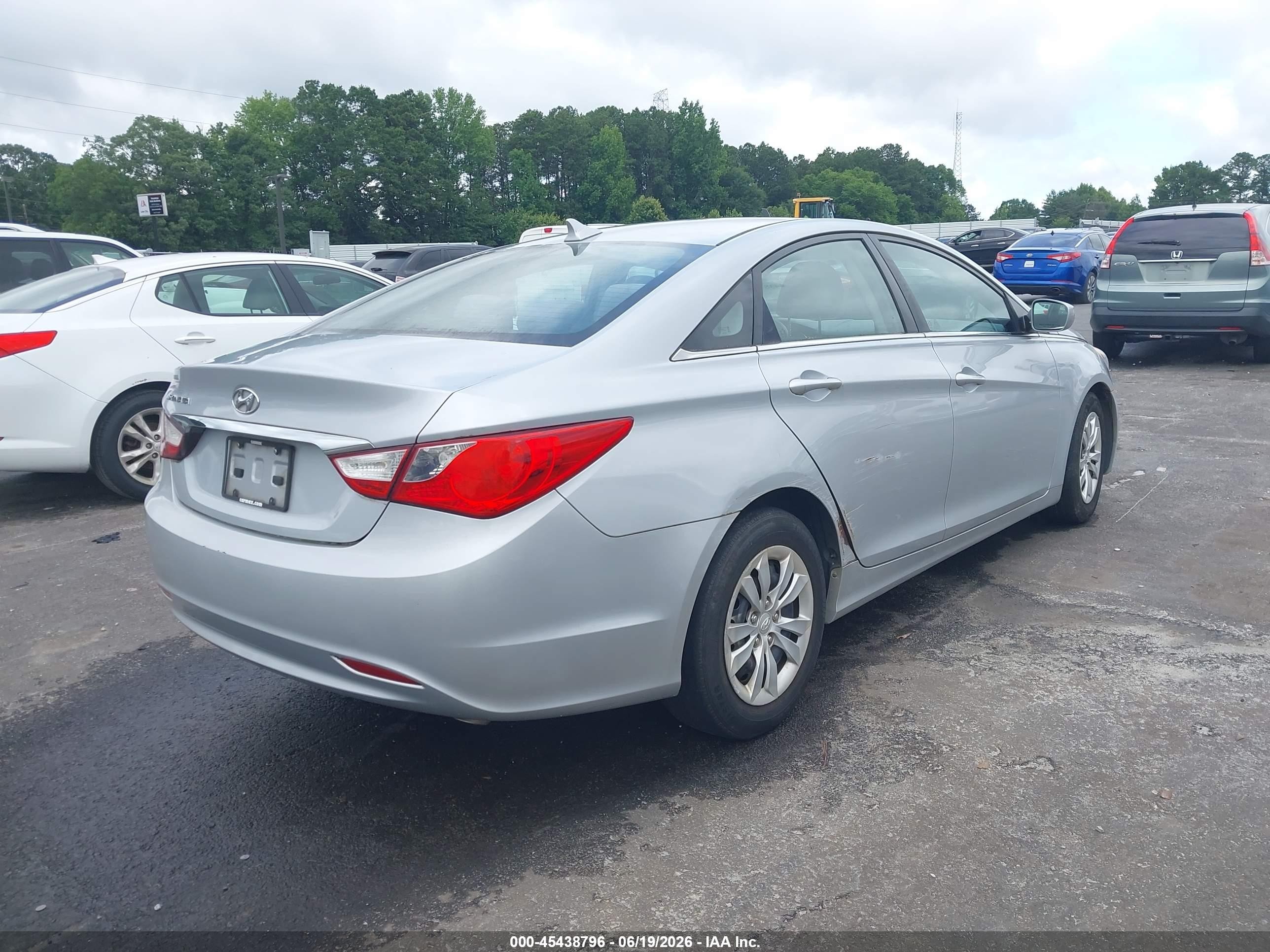 2011 Hyundai Sonata Gls Silver vin: 5NPEB4ACXBH043511