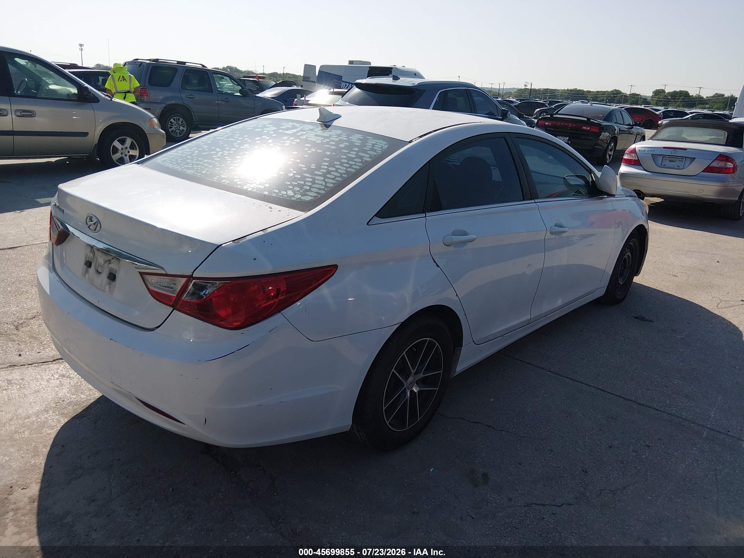 2011 Hyundai Sonata Gls White vin: 5NPEB4ACXBH069199