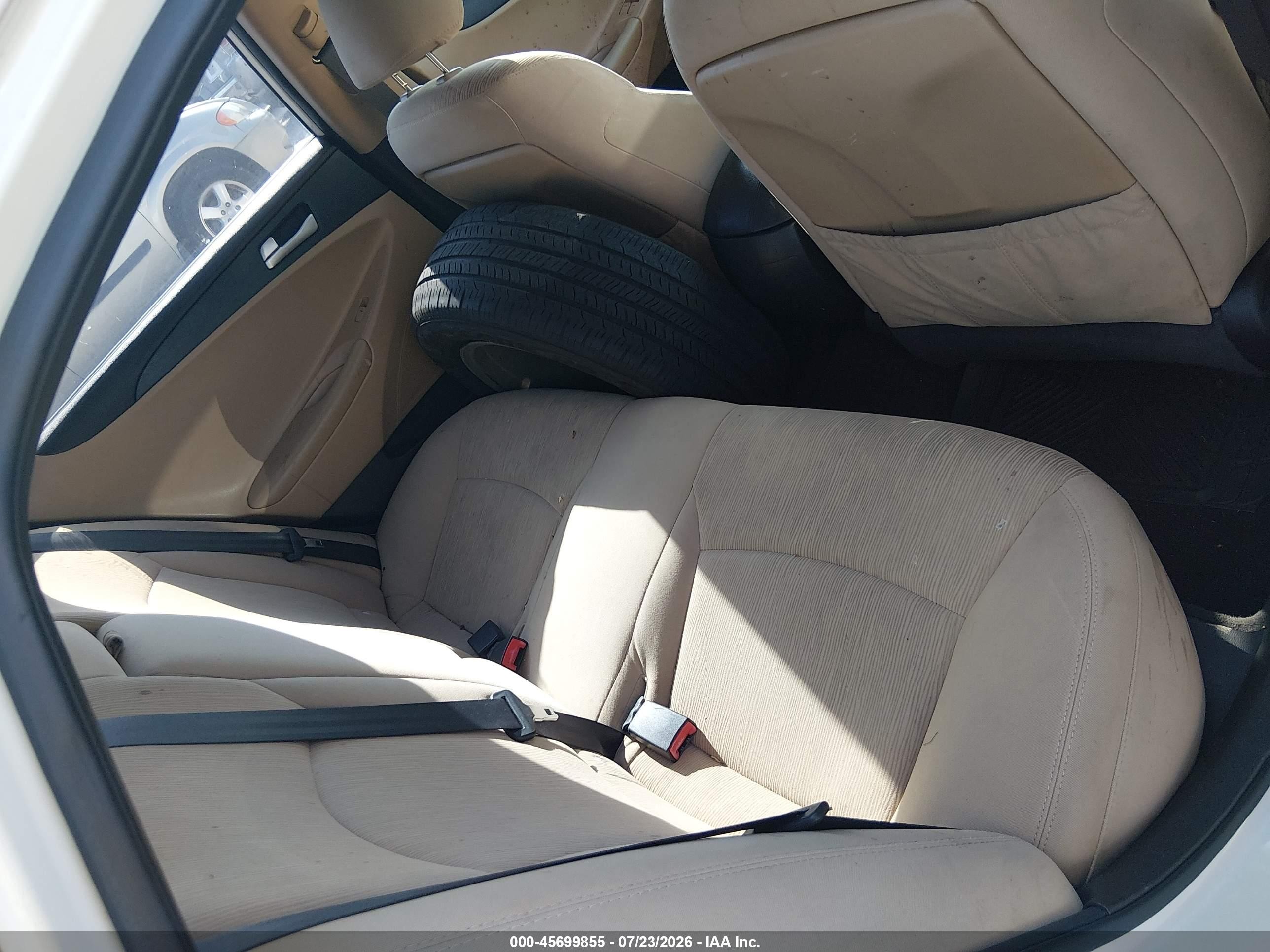 2011 Hyundai Sonata Gls White vin: 5NPEB4ACXBH069199