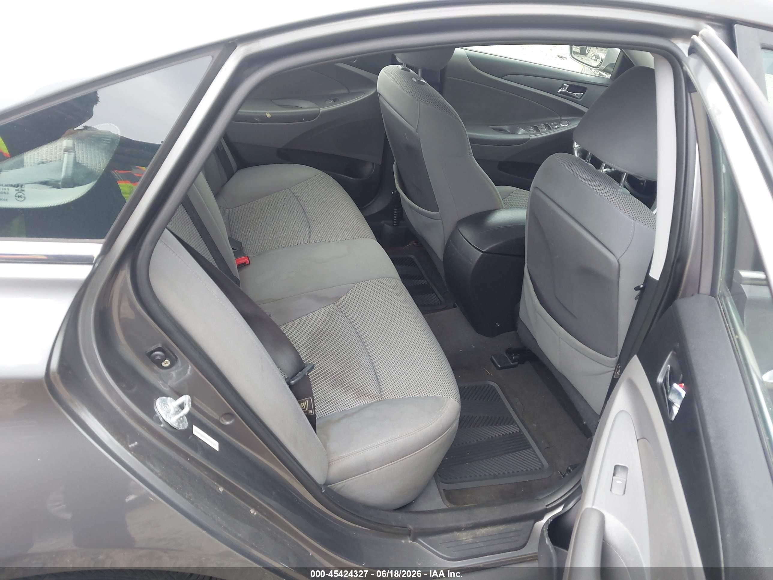2011 Hyundai Sonata Gls Gray vin: 5NPEB4ACXBH123178