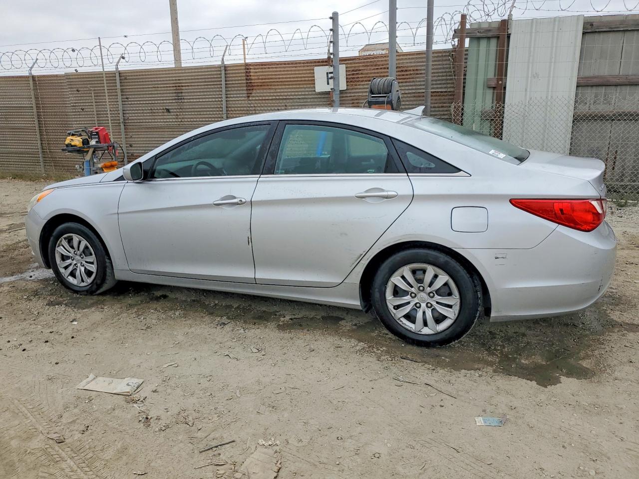 2011 Hyundai Sonata Gls Silver vin: 5NPEB4ACXBH177631