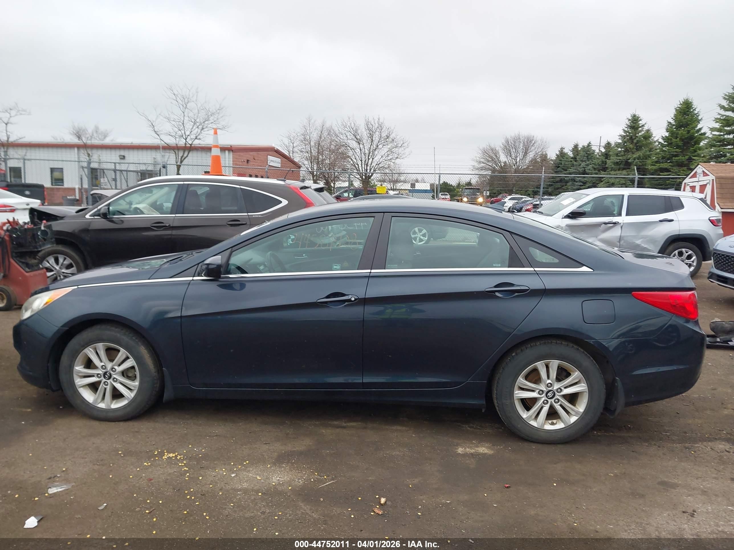 2011 Hyundai Sonata Gls Dark Blue vin: 5NPEB4ACXBH187639