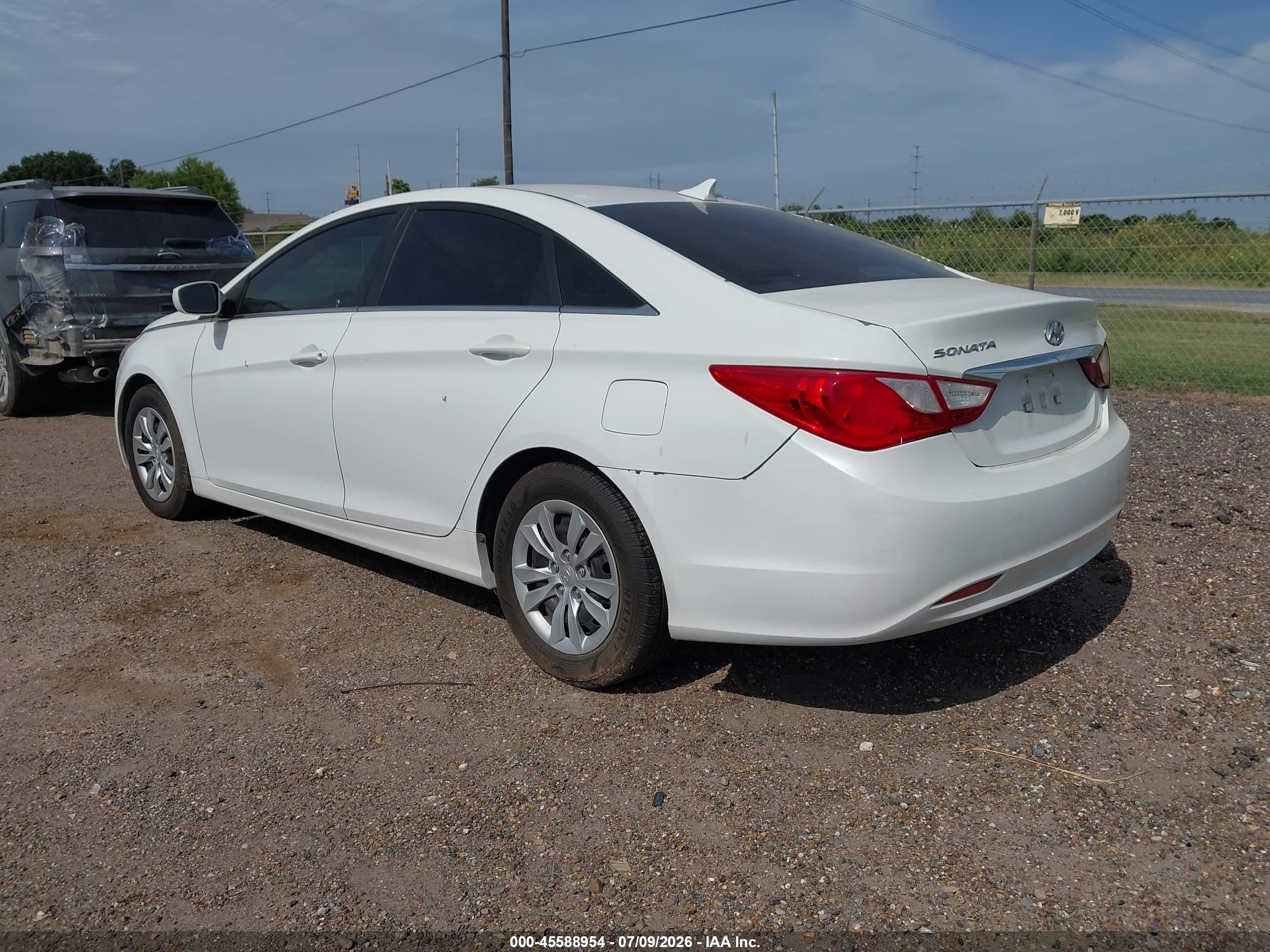 2011 Hyundai Sonata Gls White vin: 5NPEB4ACXBH211681